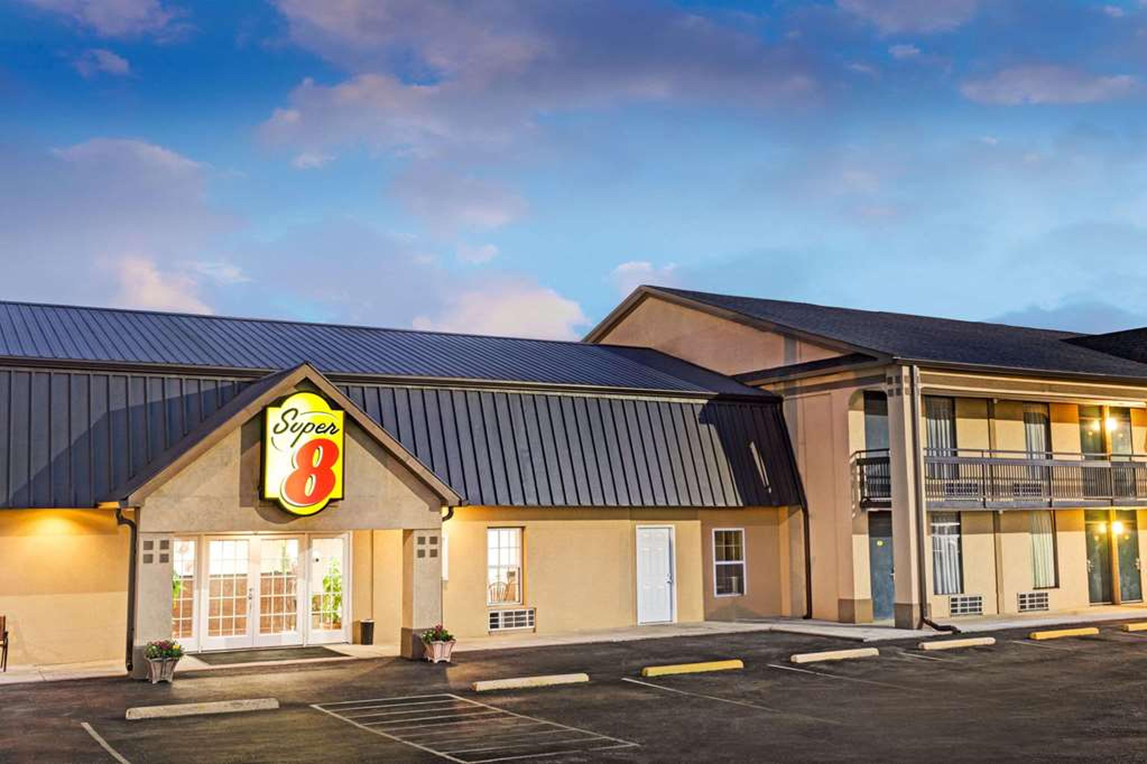 SUPER 8 CARROLLTON GA