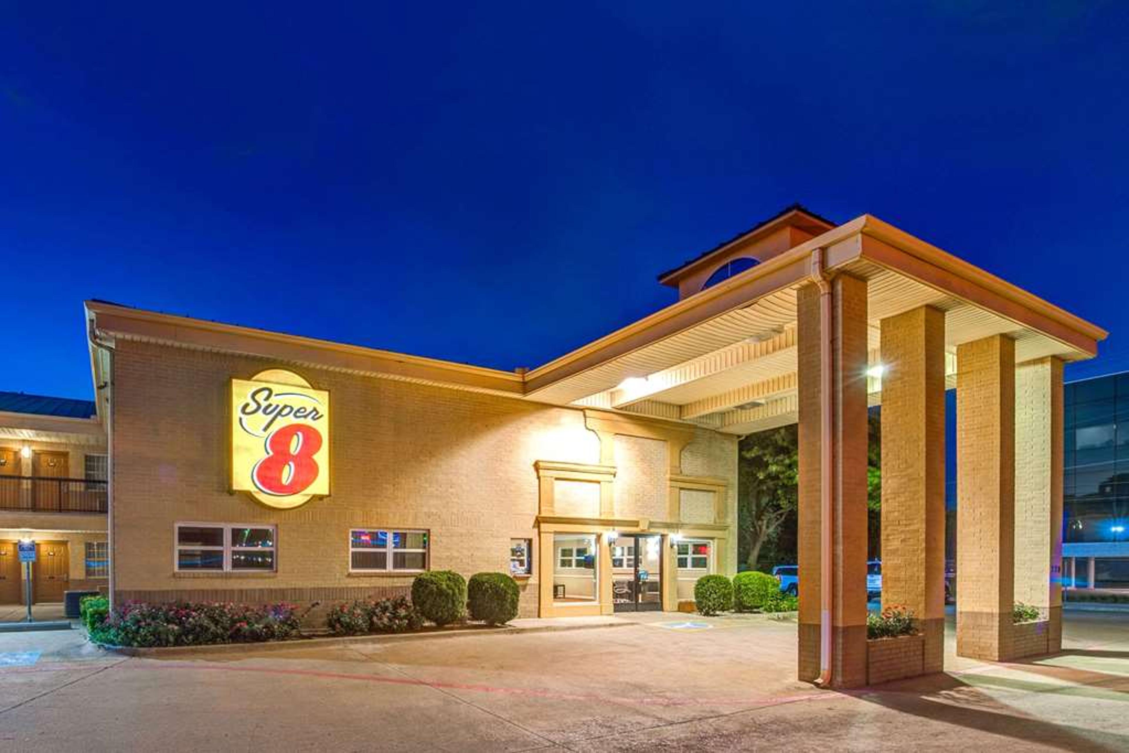 SUPER 8 RICHARDSON DALLAS