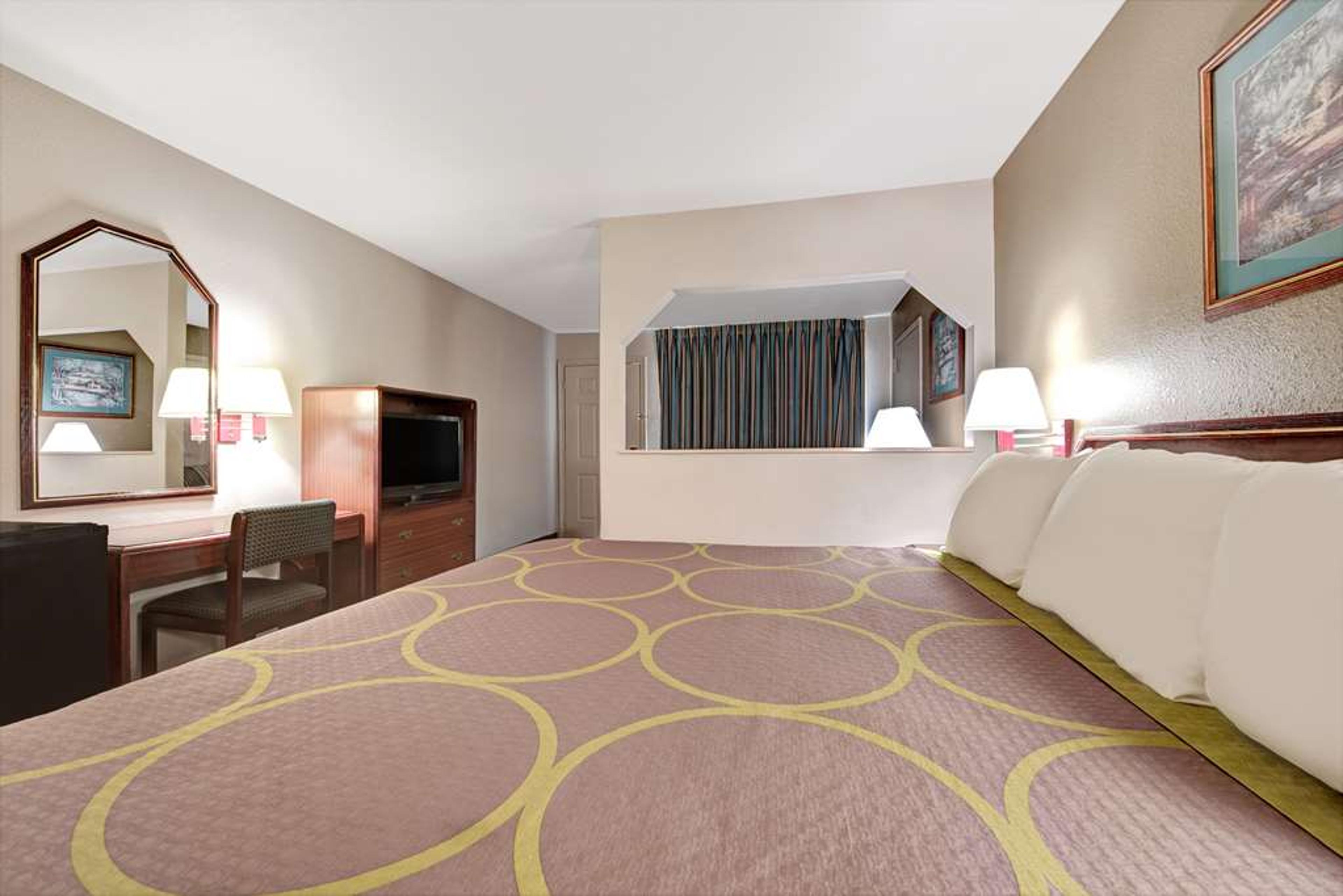 SUPER 8 RICHARDSON DALLAS