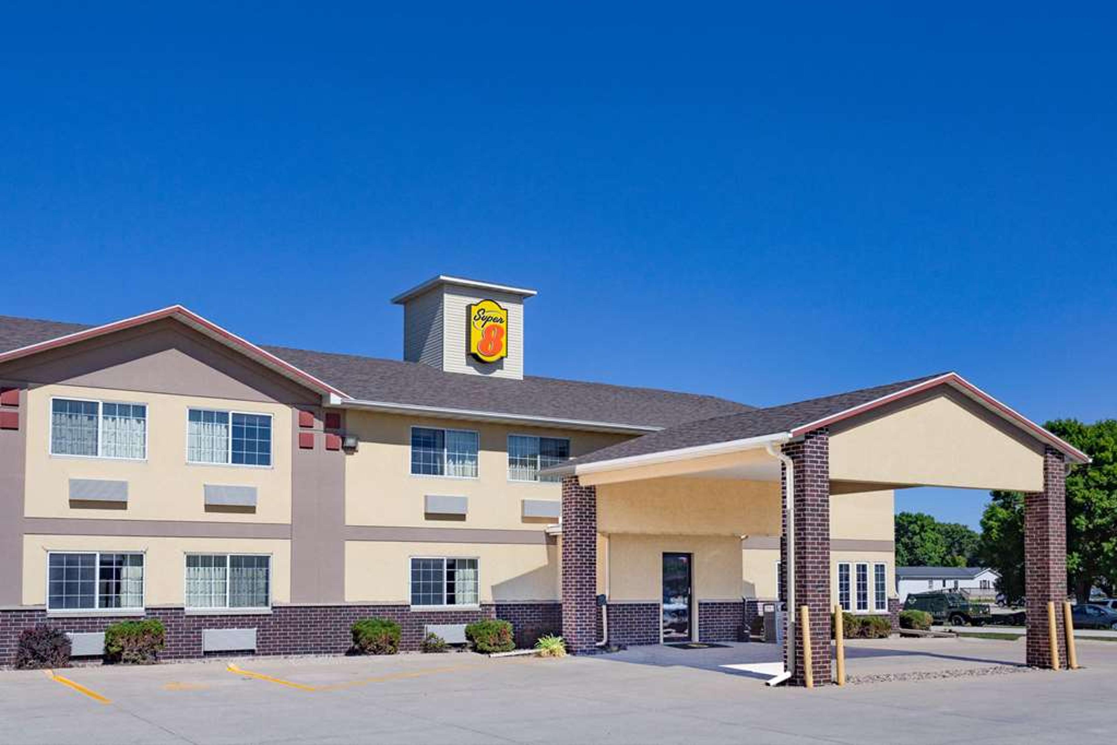 SUPER 8 BY WYNDHAM EMMETSBURG
