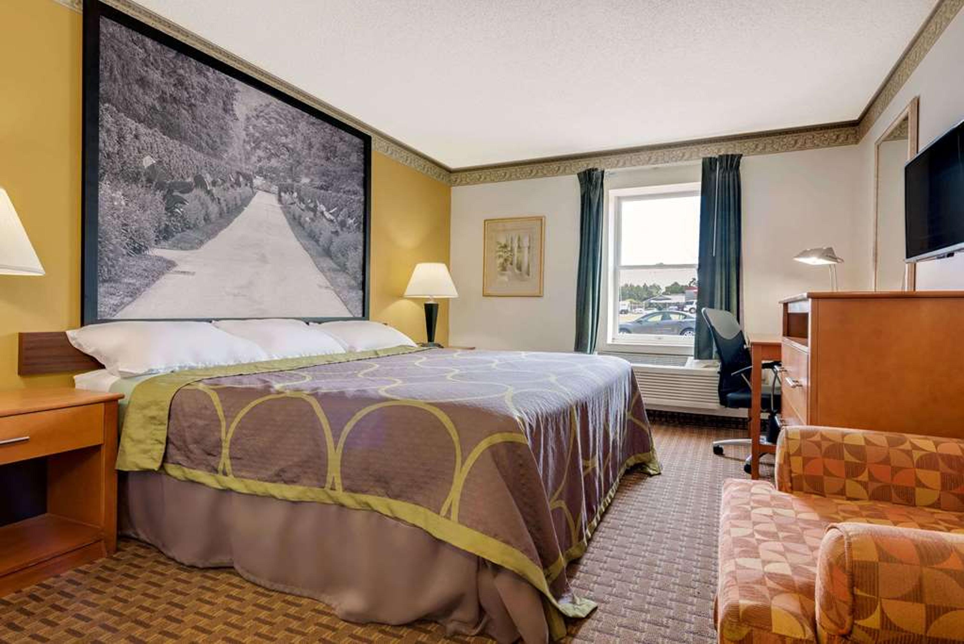SUPER 8 BY WYNDHAM ALLENTOWN