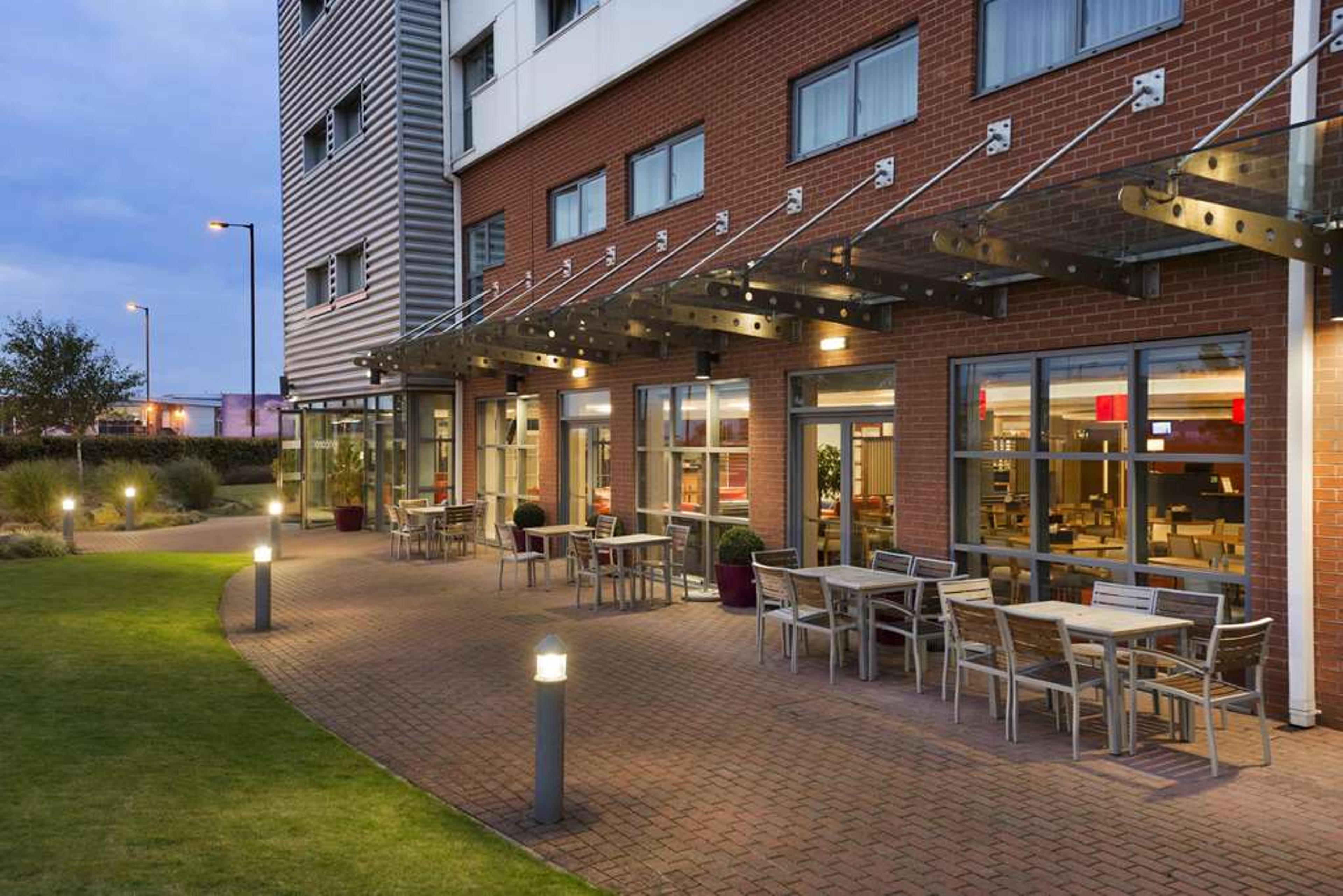 RAMADA ENCORE DONCASTER AIRPOR