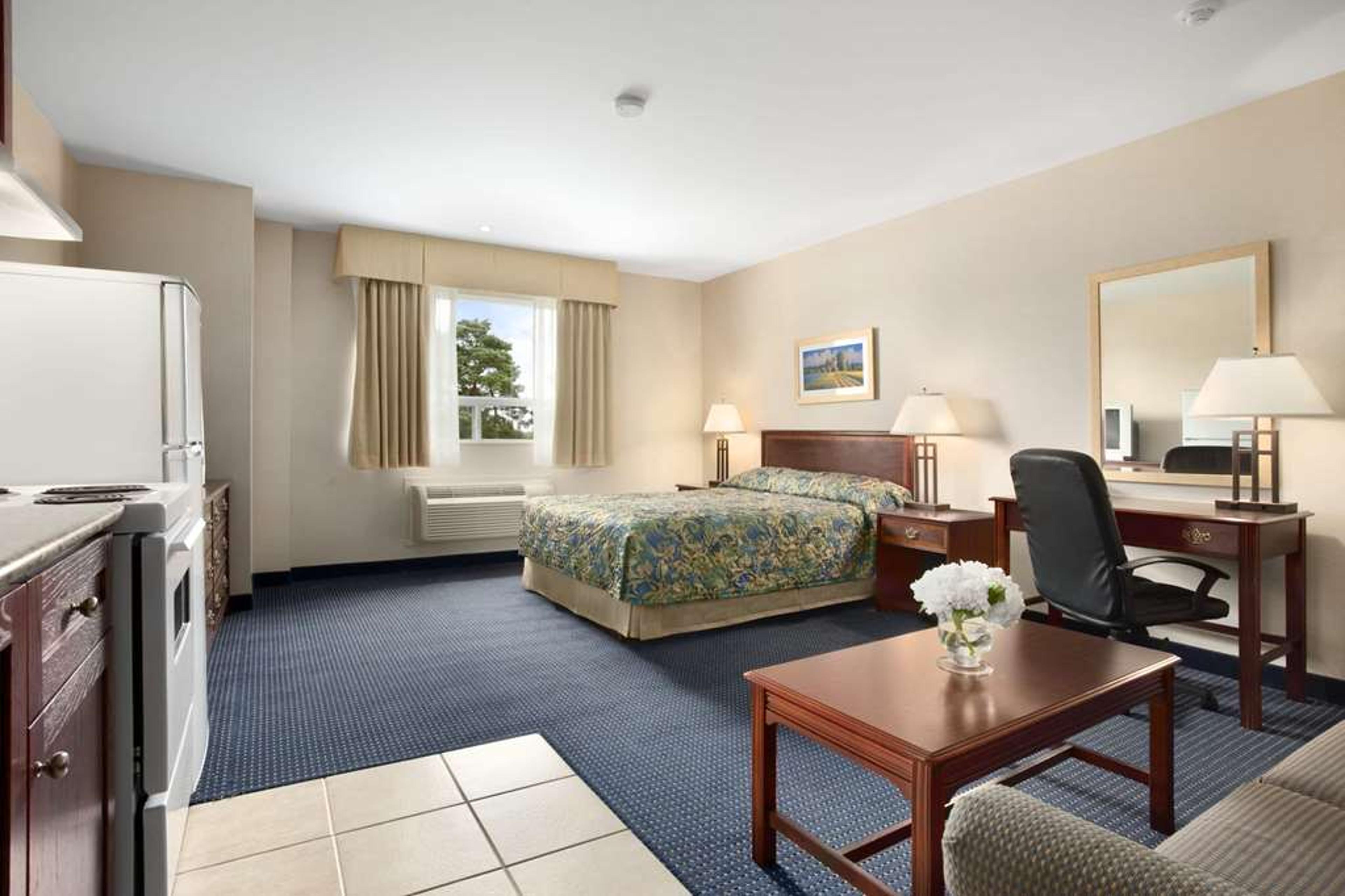 TRAVELODGE TRENTON