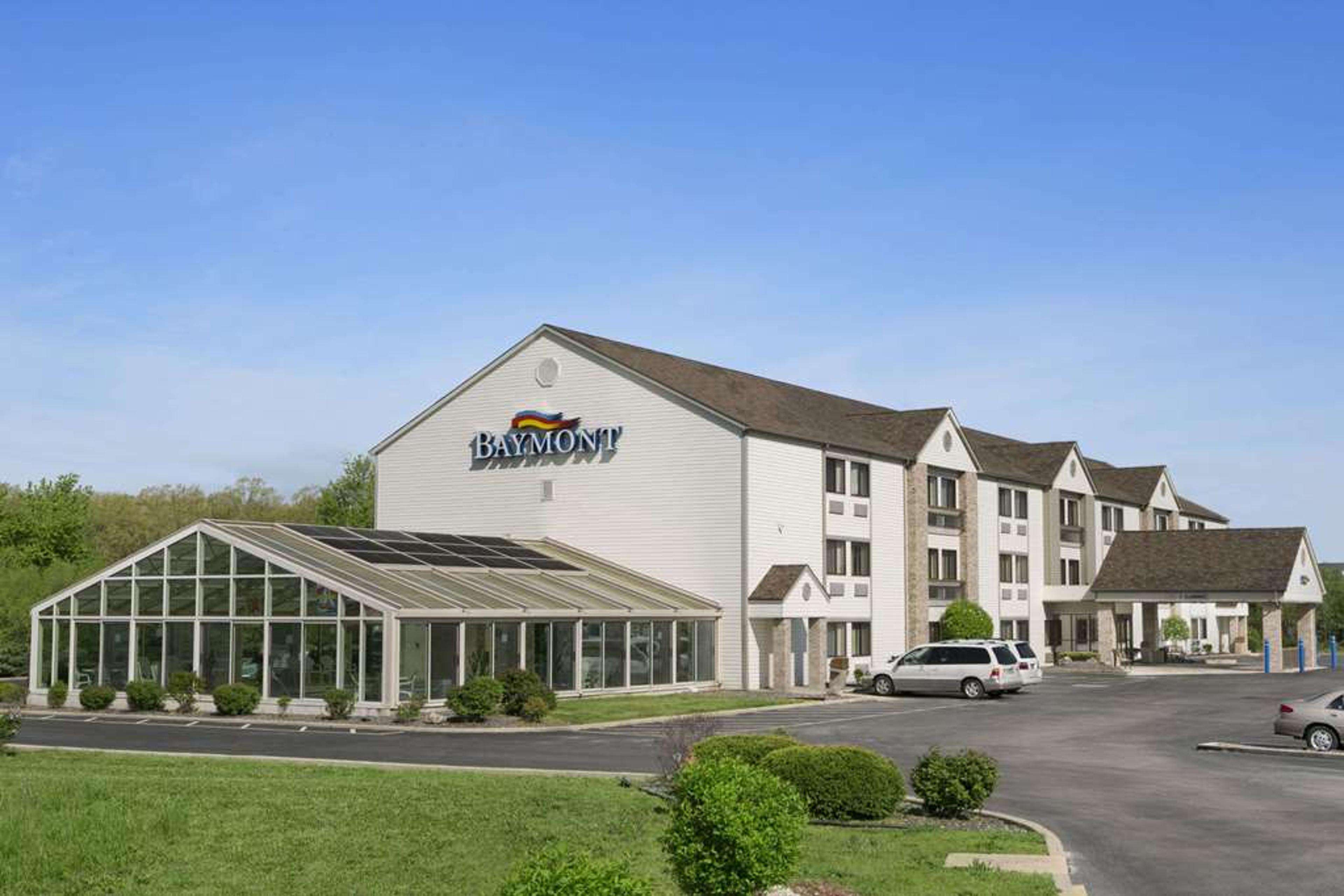 BAYMONT BY WYNDHAM, SULLIVAN