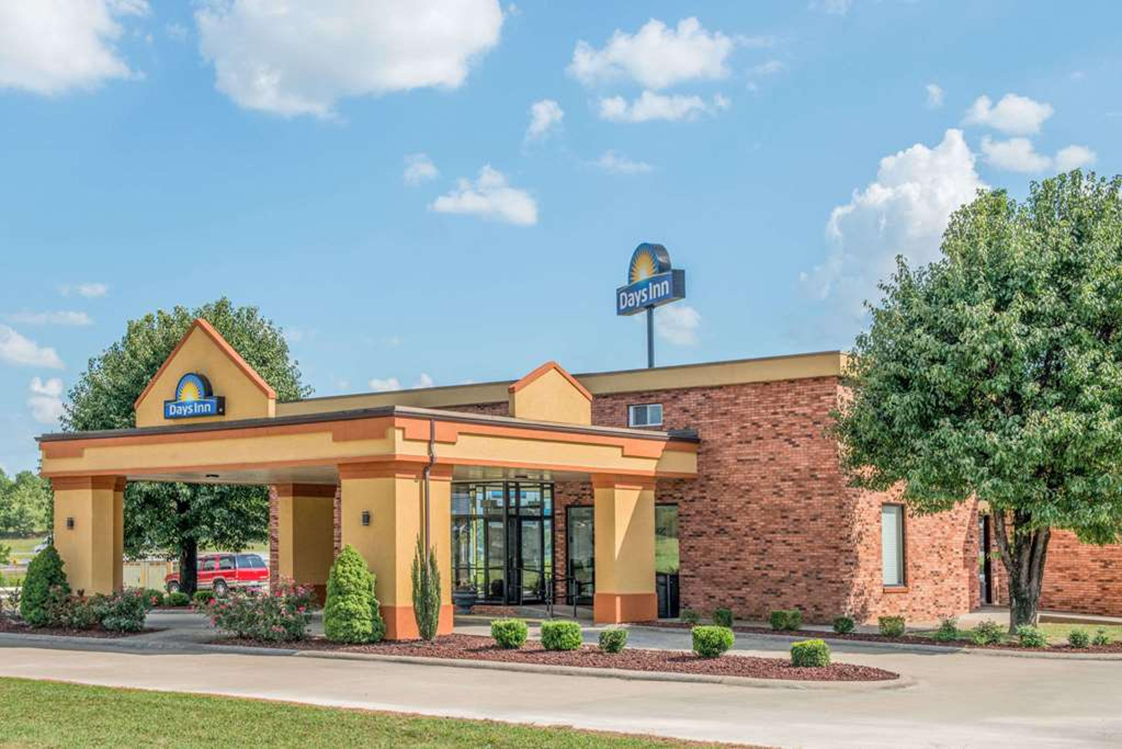 Days Inn by Wyndham Grants