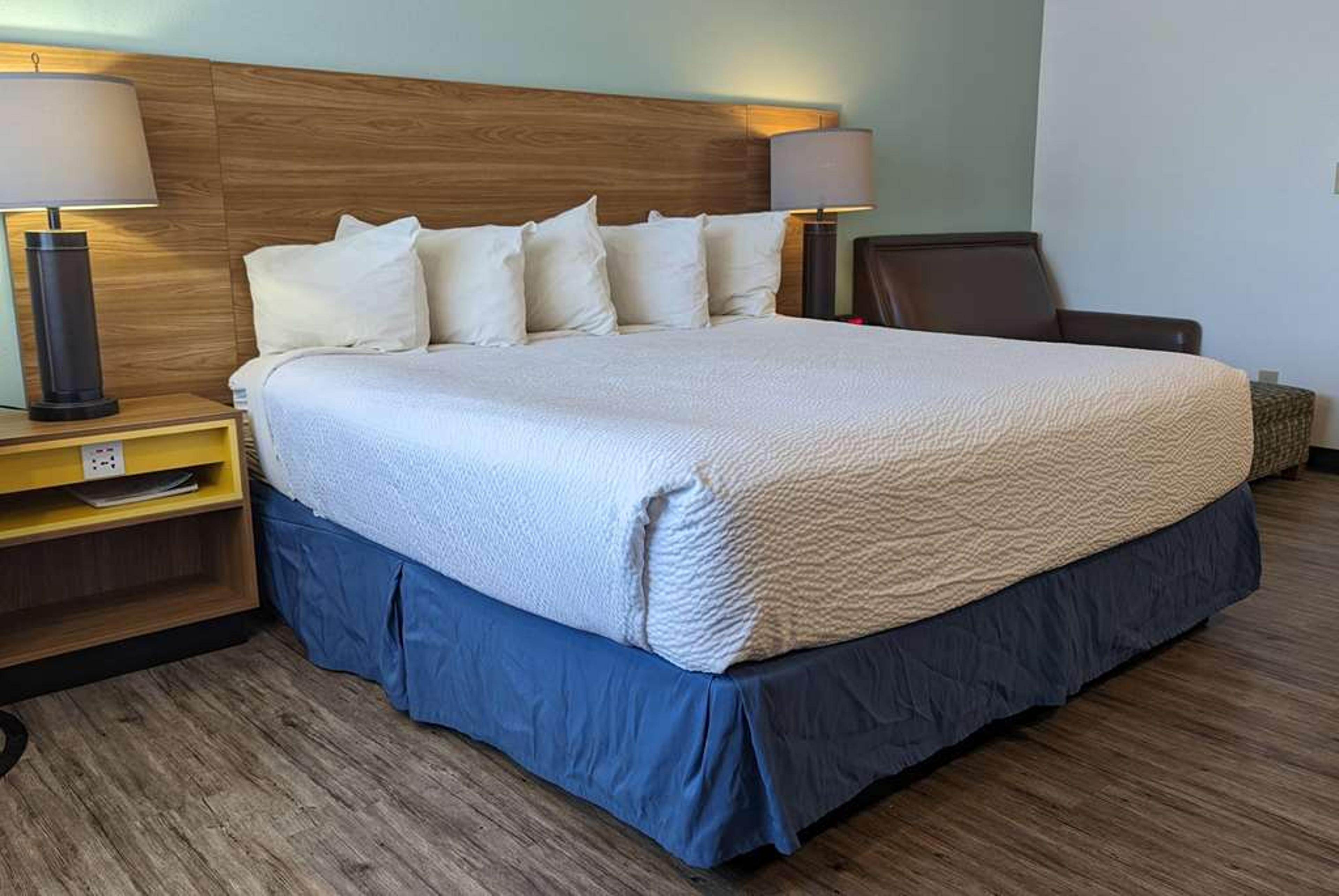 DAYS INN BY WYNDHAM, LAKE HAVASU