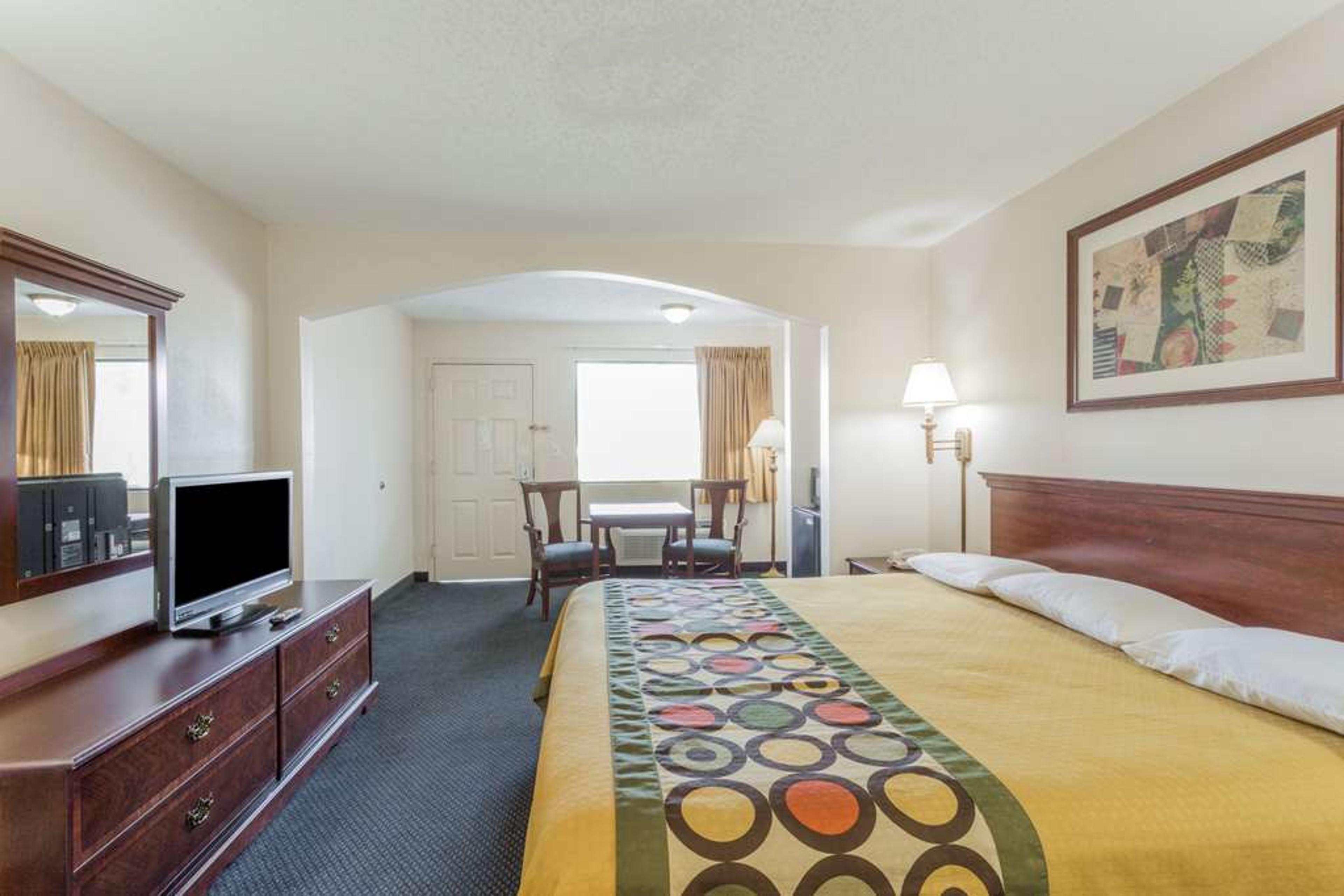 SUPER 8 SLIDELL