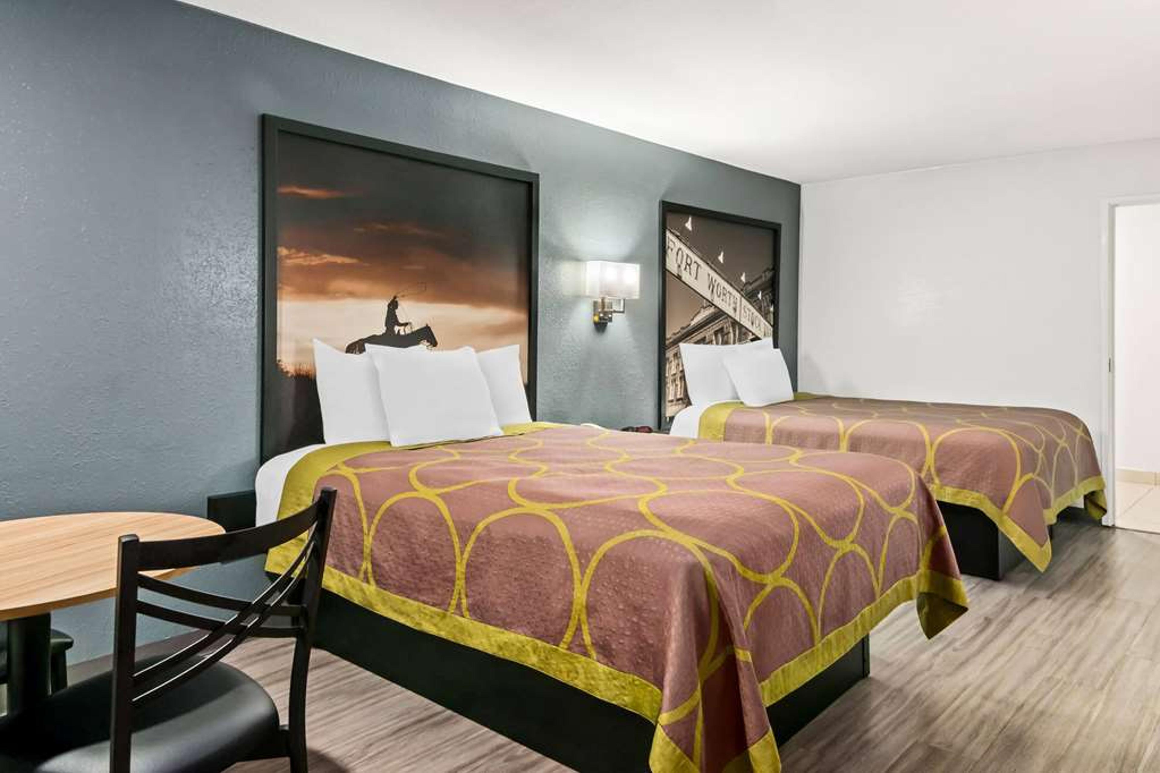 SUPER 8 BY WYNDHAM GRAND PRAIRIE SO