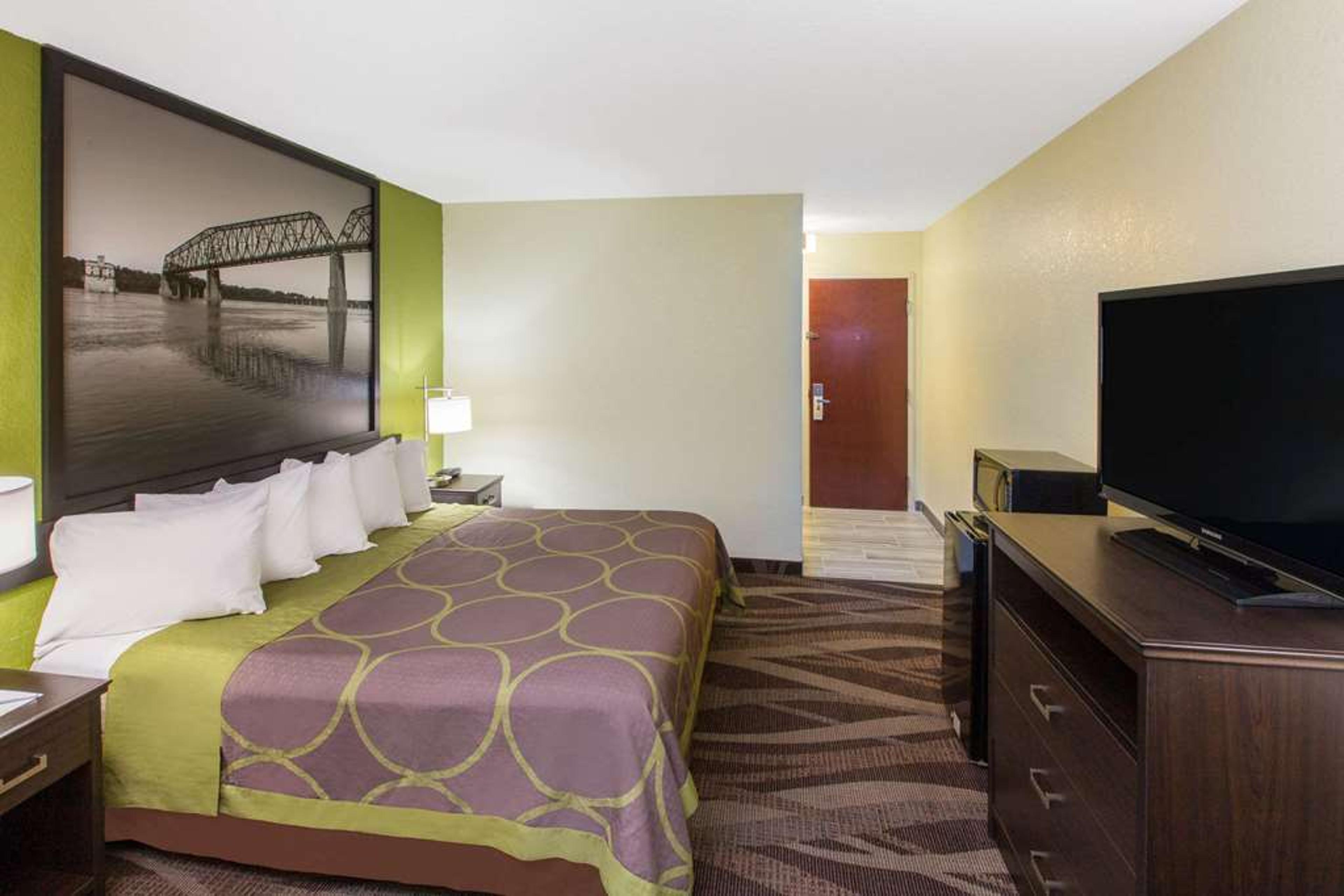 SUPER 8 BY WYNDHAM SOUTHAVEN