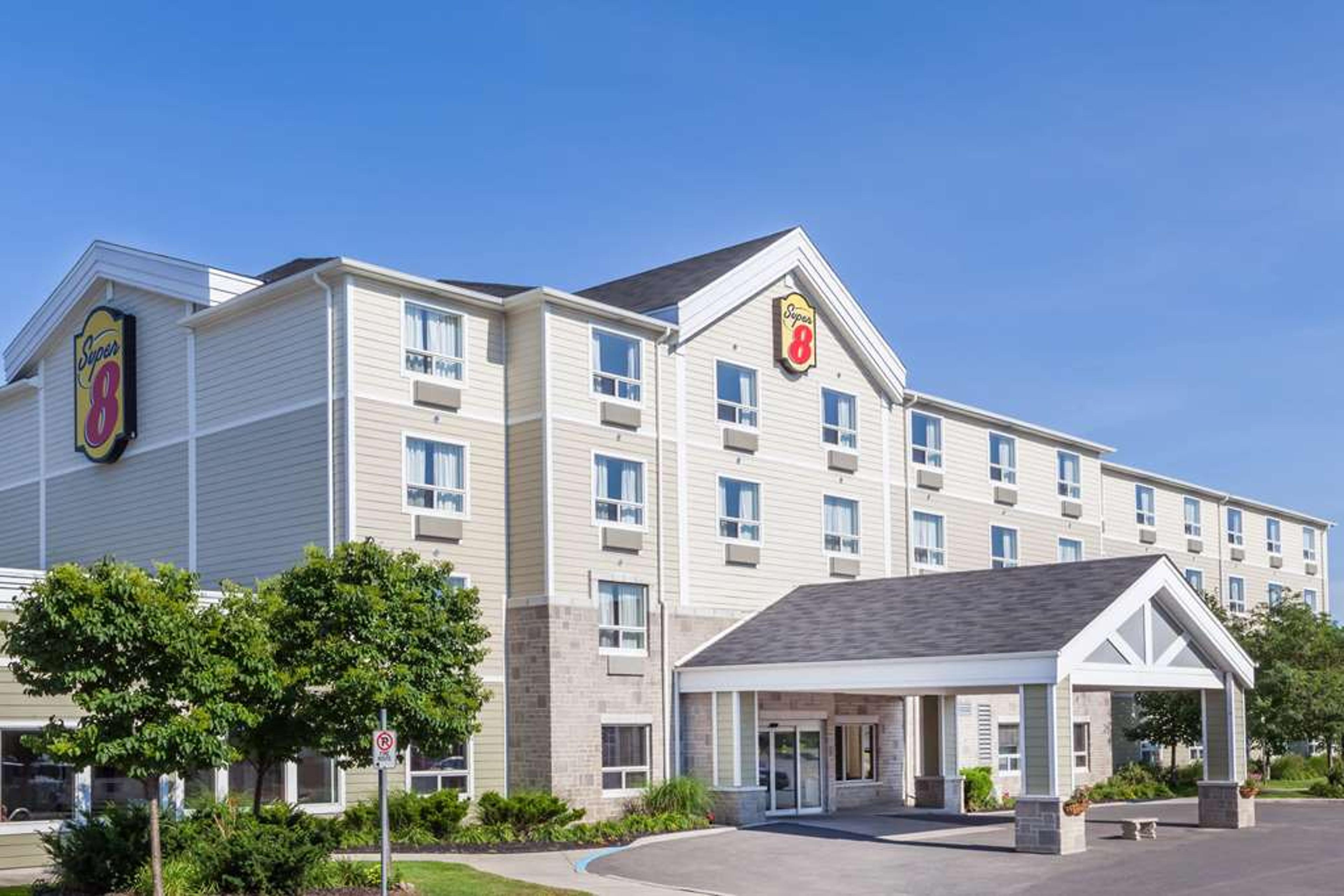 Hotel Photo 1