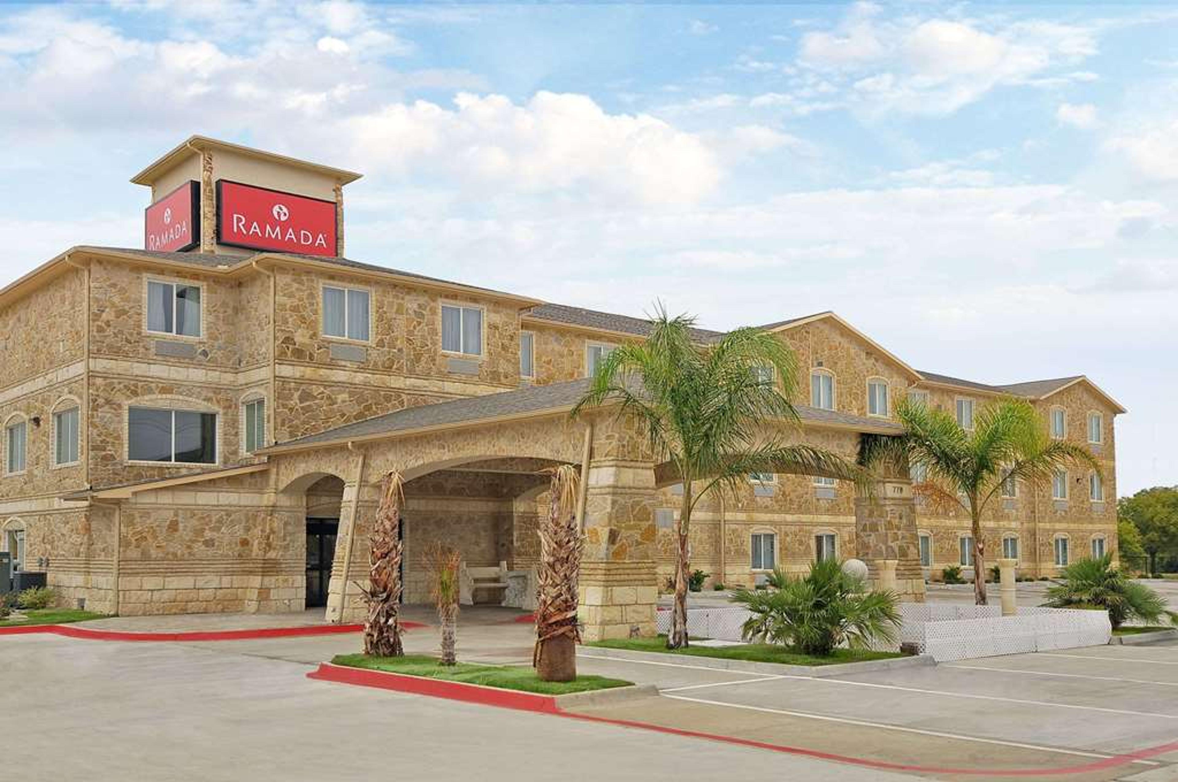 RAMADA BY WYNDHAM SOUTH WACO