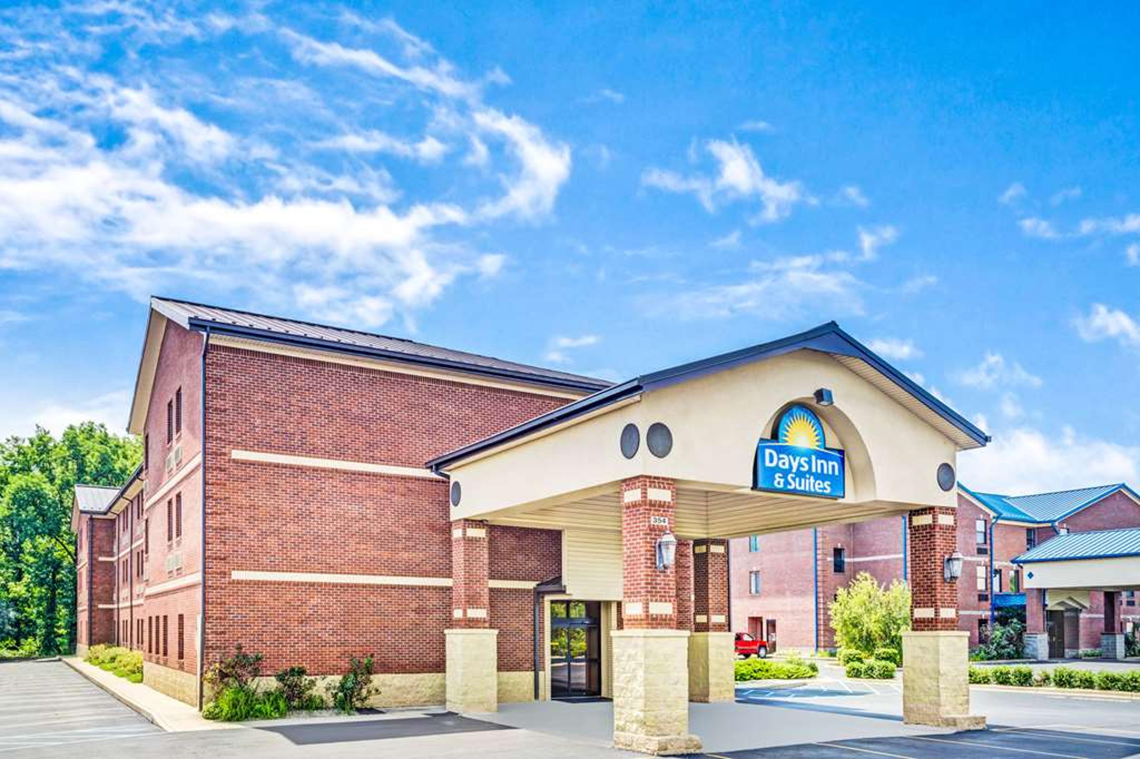 DAYS INN & SUITES BY WYNDHAM JEFFER