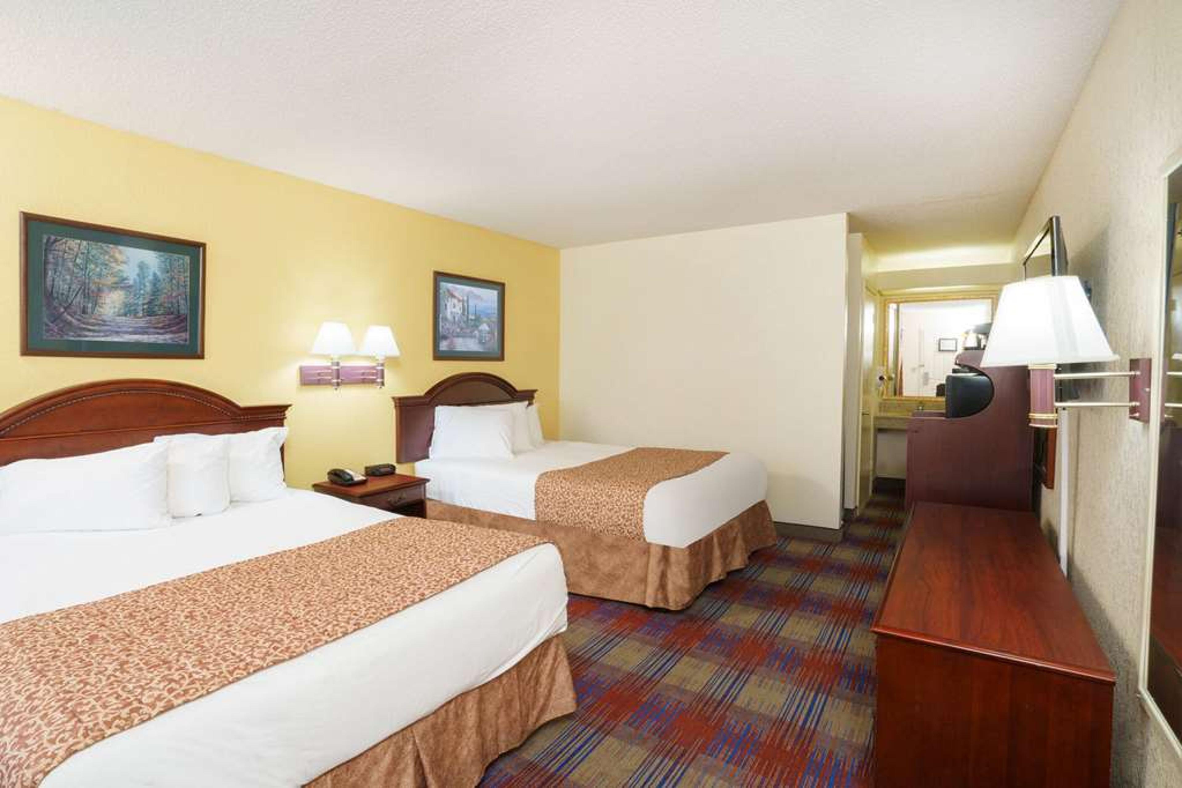 TRAVELODGE BY WYNDHAM MONTGOMERY EA