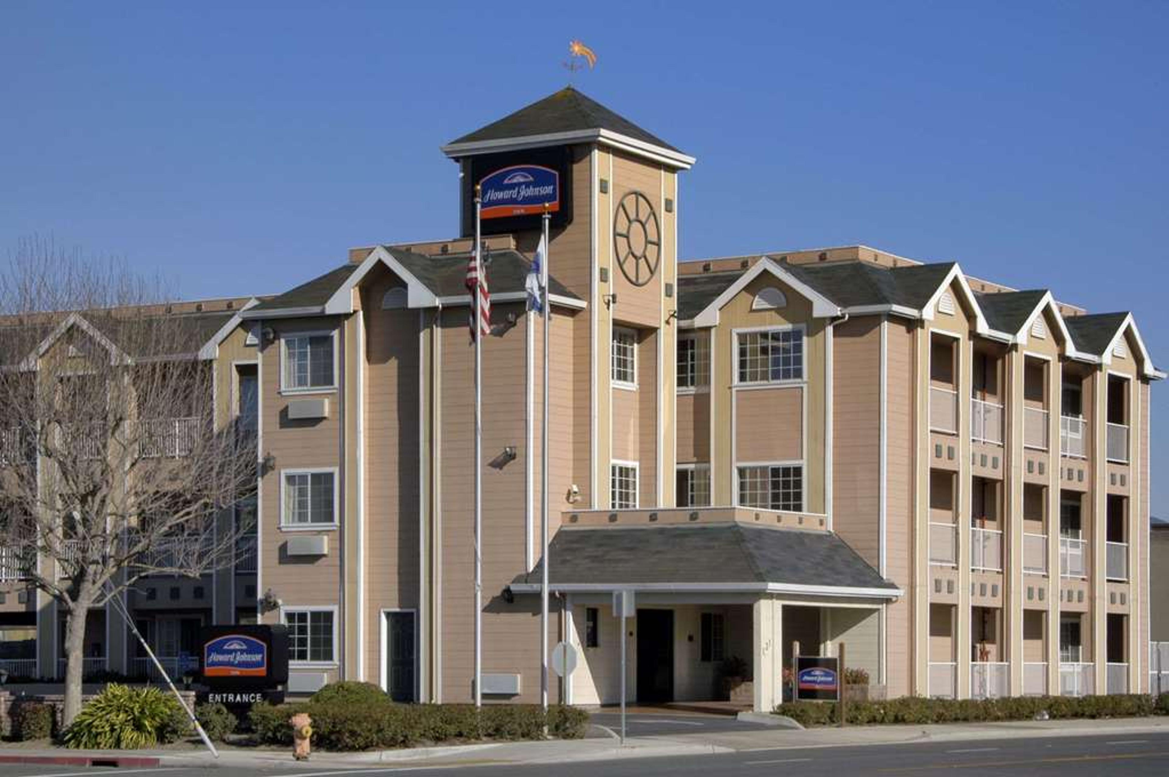 HOWARD JOHNSON BY WYNDHAM, SALINAS