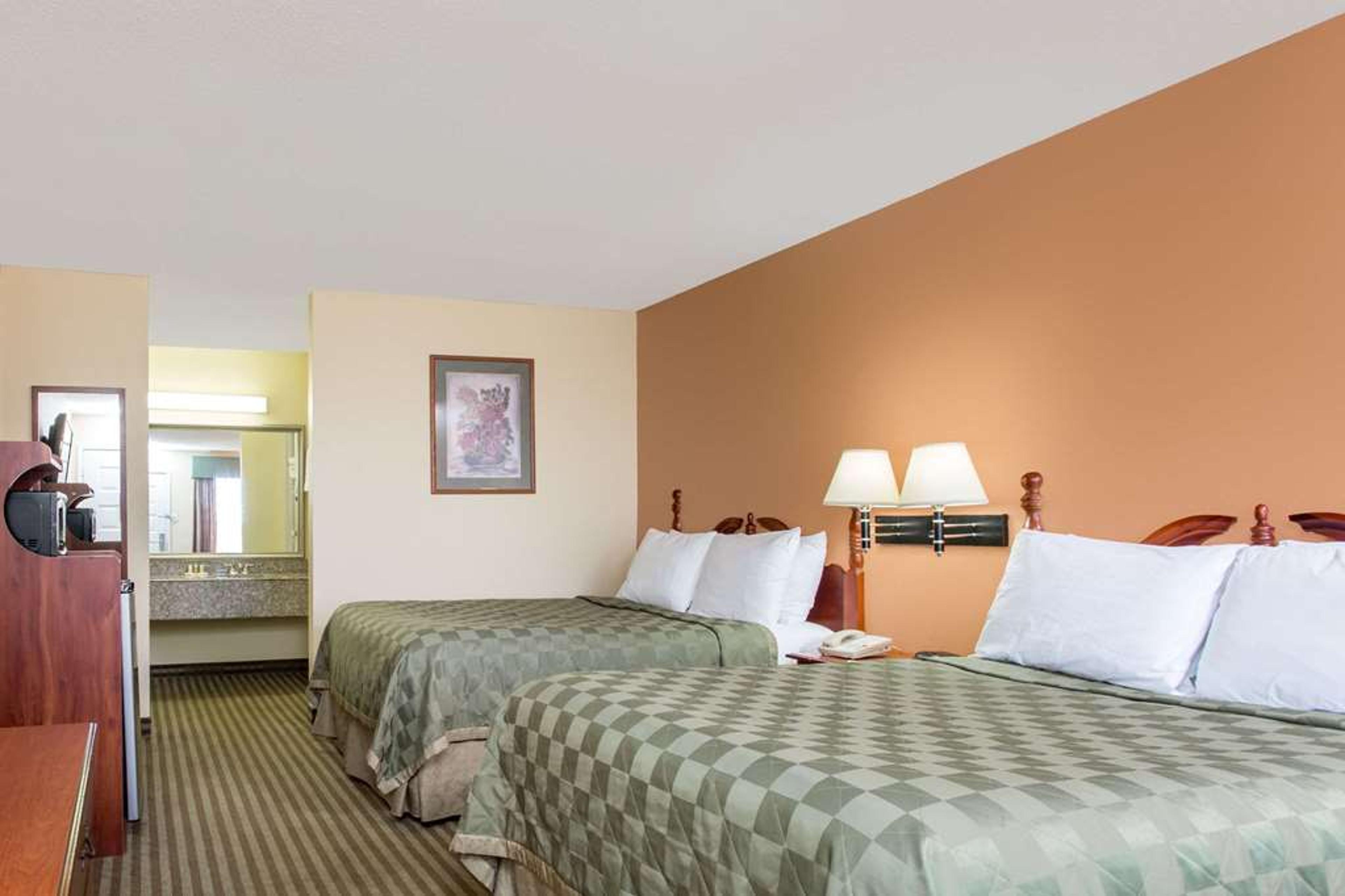DAYS INN ORANGE