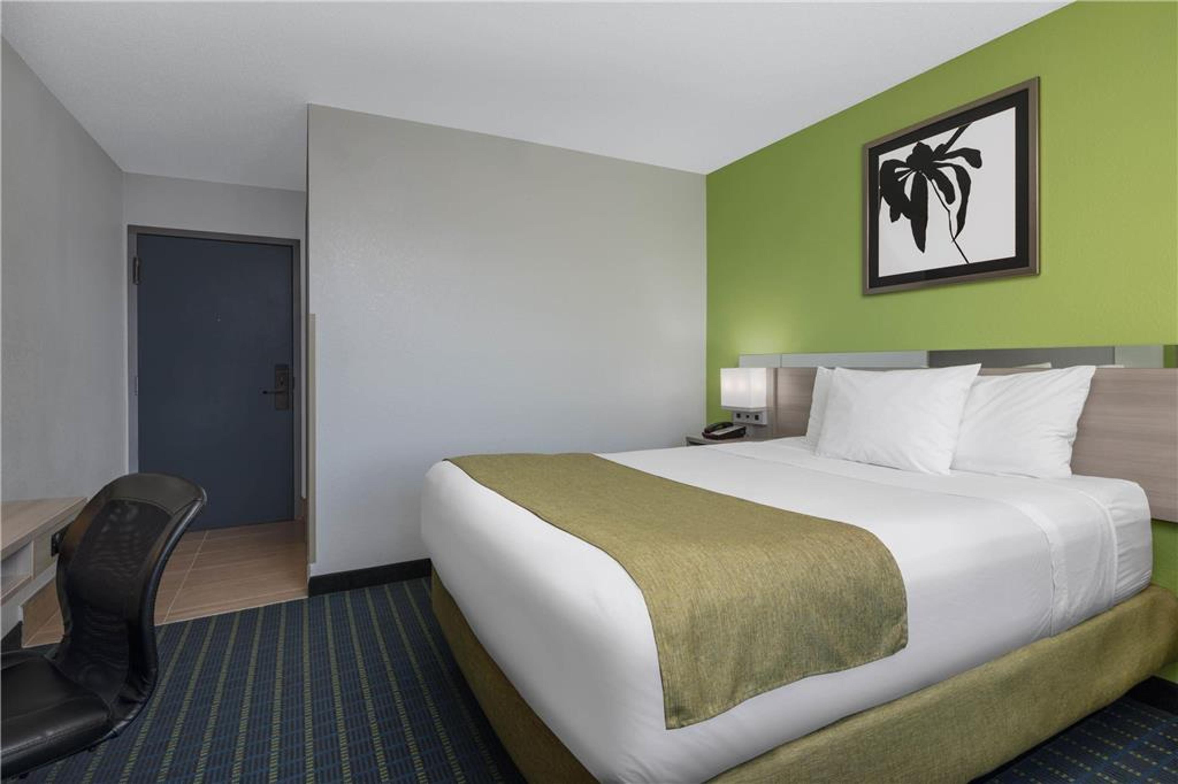 MICROTEL CORNELIUS LAKE NORMAN