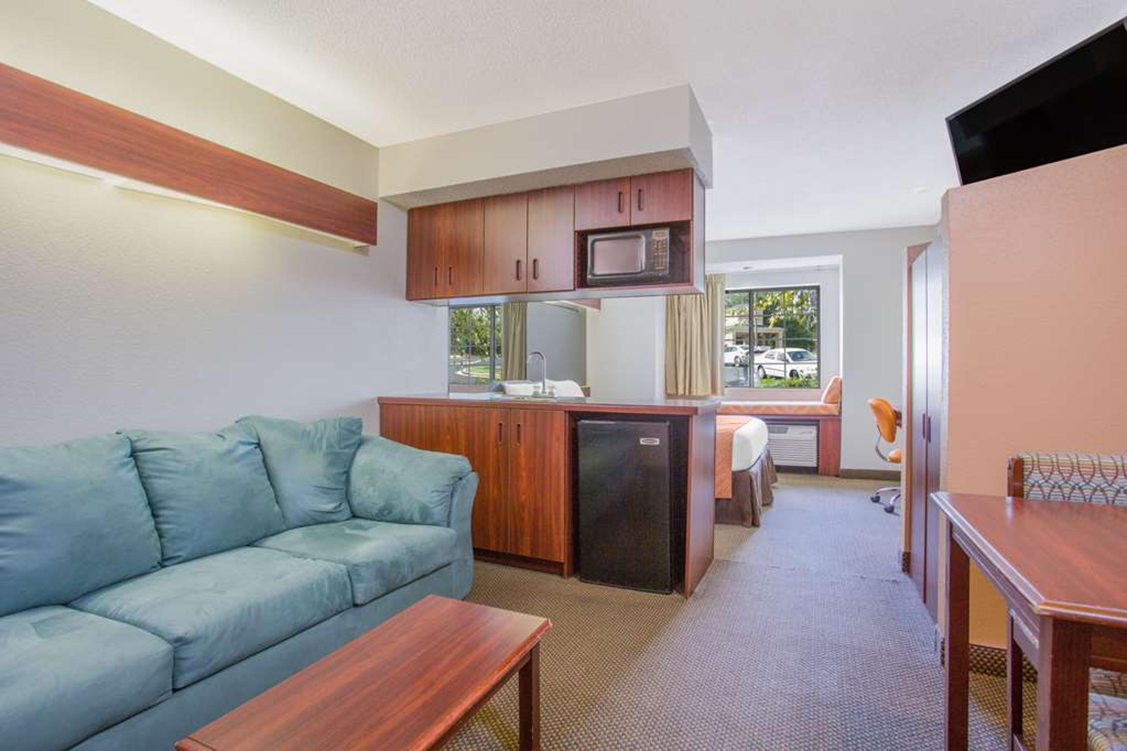 MICROTEL INN & SUITES BY WYNDHAM KA