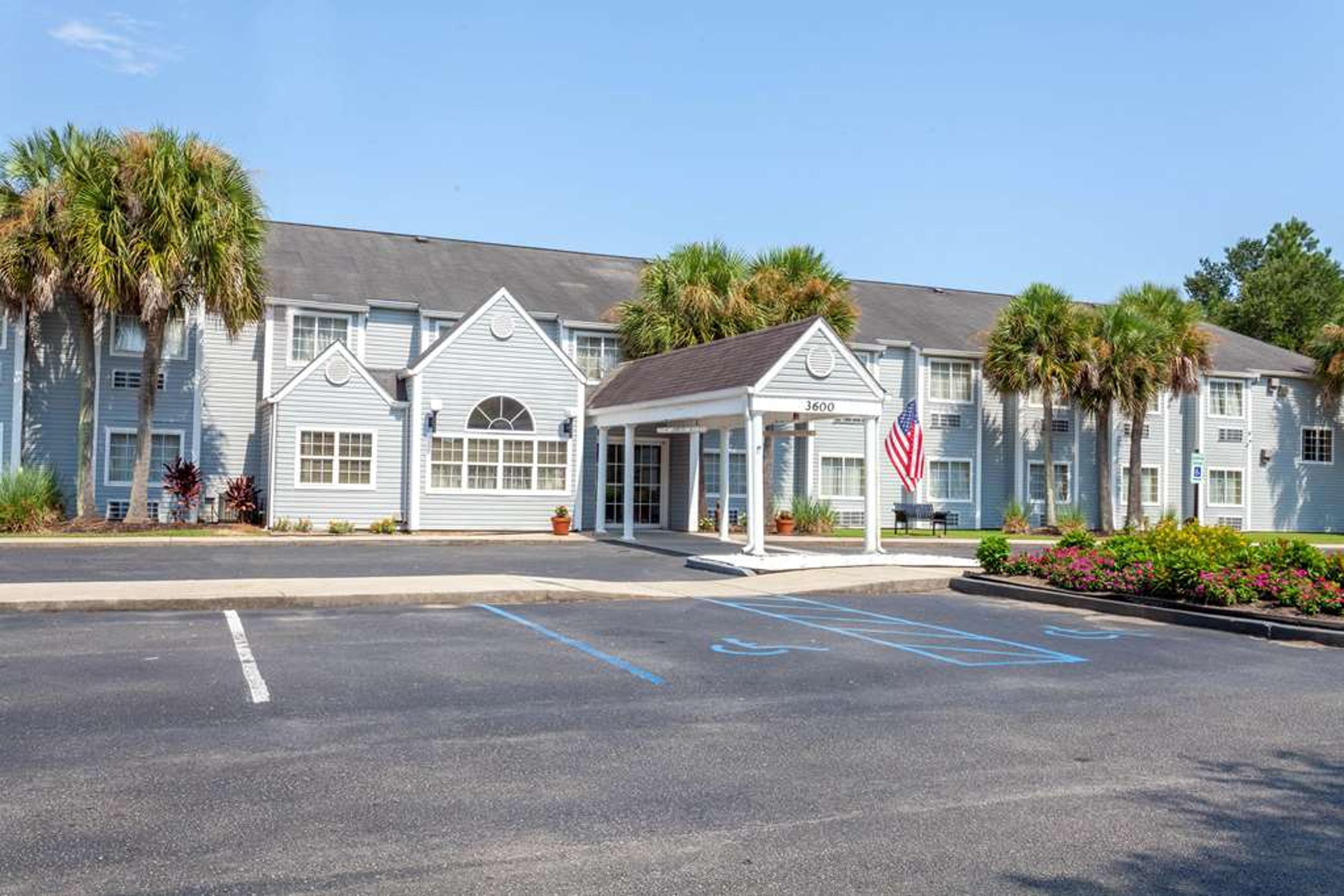 MICROTEL INN & SUITES BY WYNDHAM GU