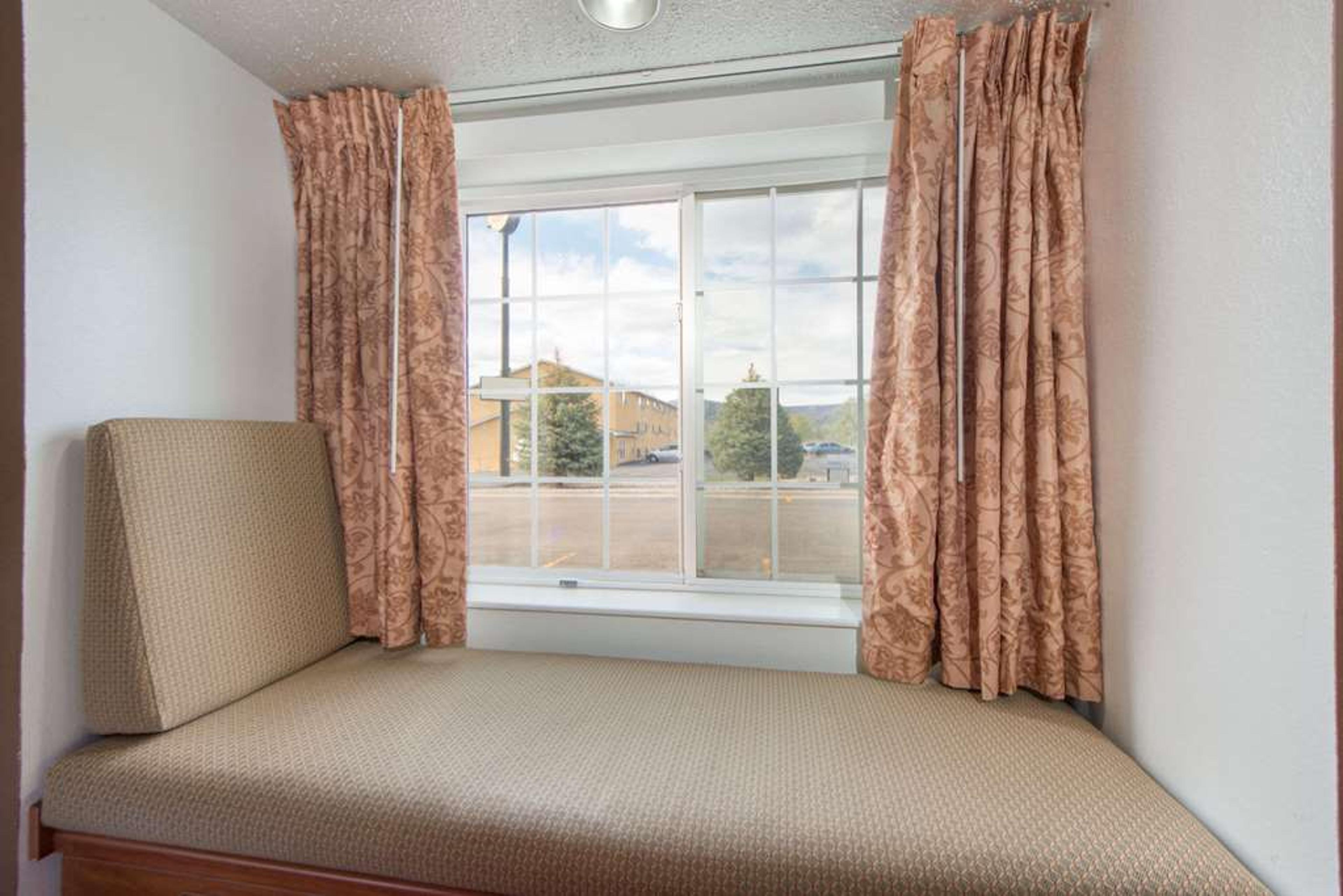 MICROTEL INN & SUITES BY WYNDHAM RA