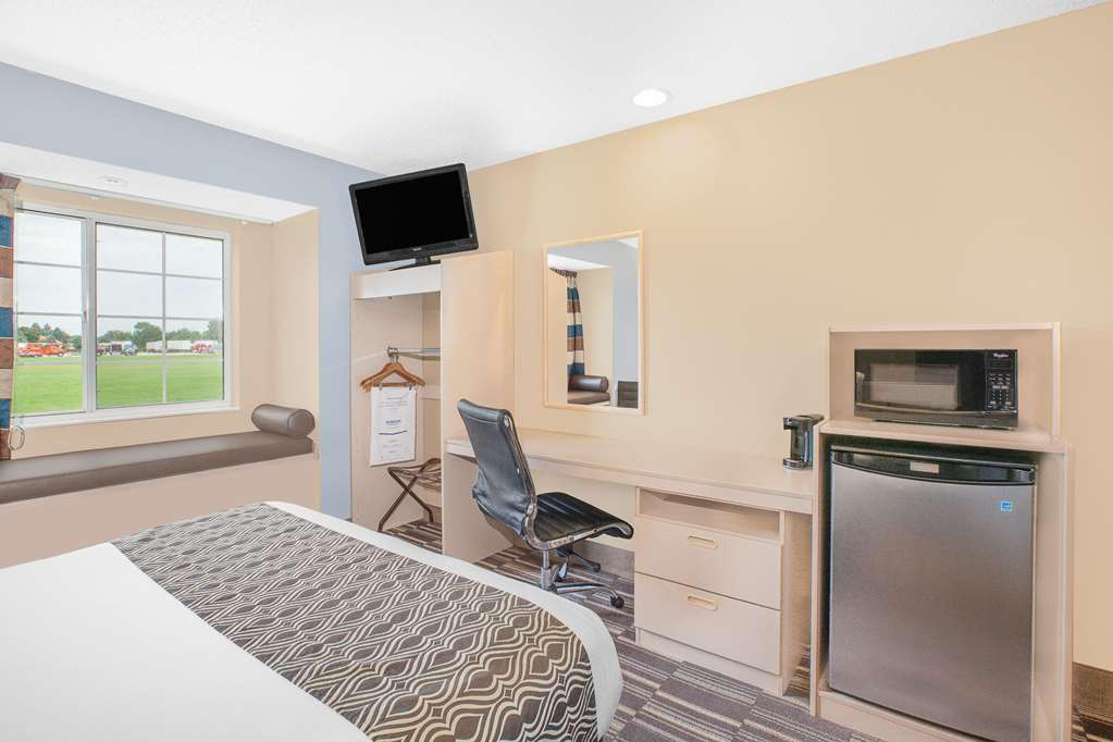 MICROTEL INN & SUITES BY WYNDH