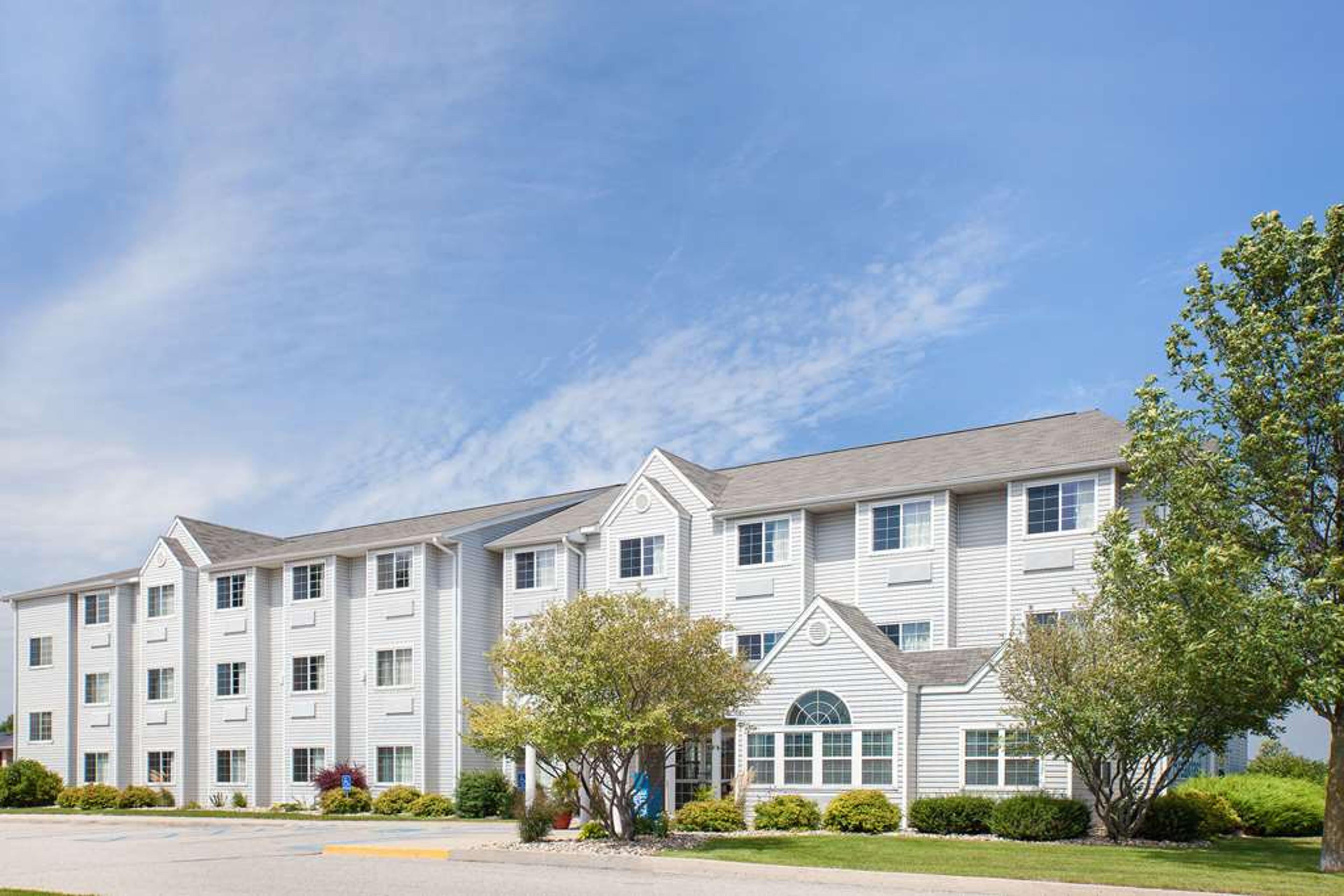 MICROTEL INN & SUITES BY WYNDH
