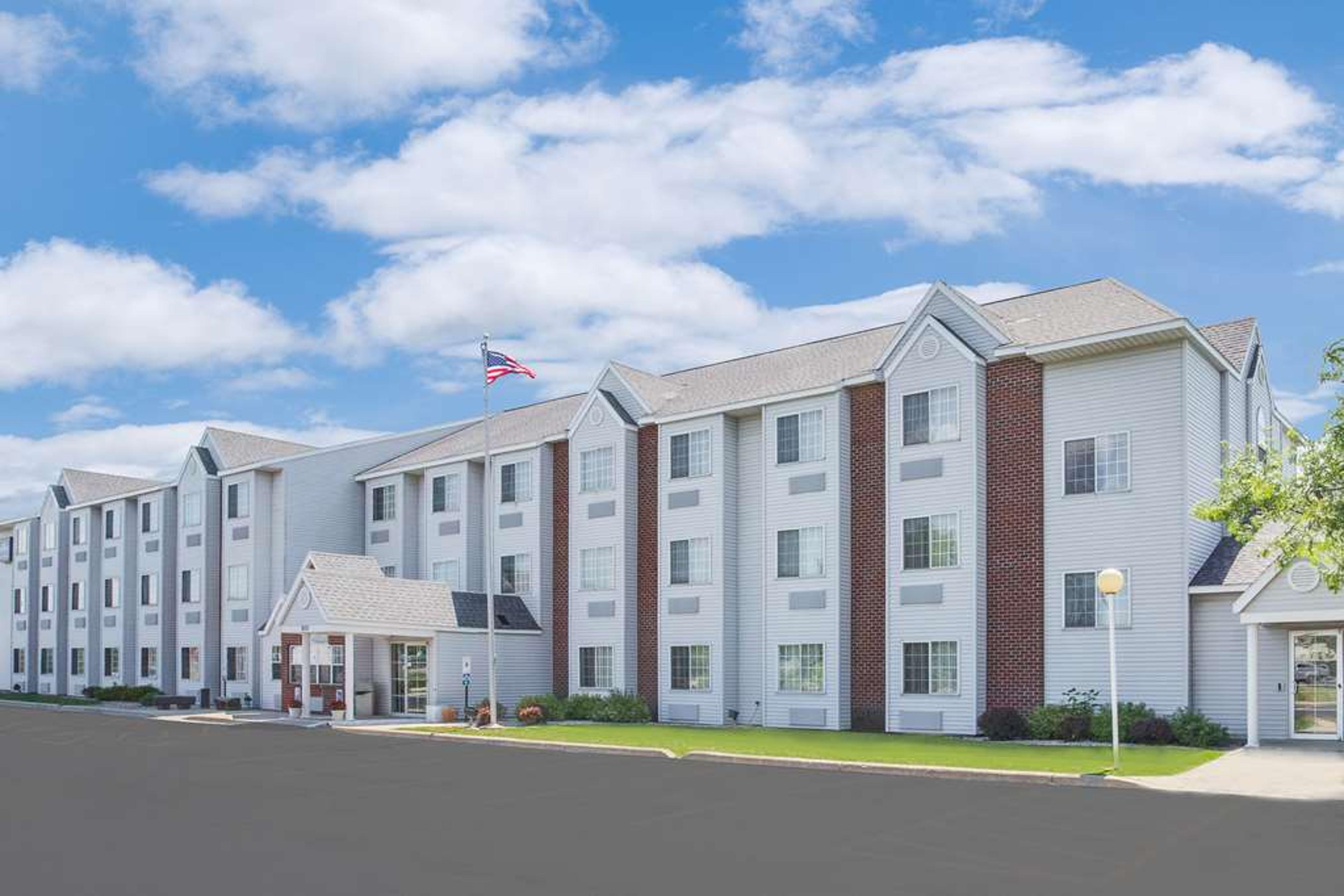 MICROTEL INN & SUITES BY WYNDHAM FO