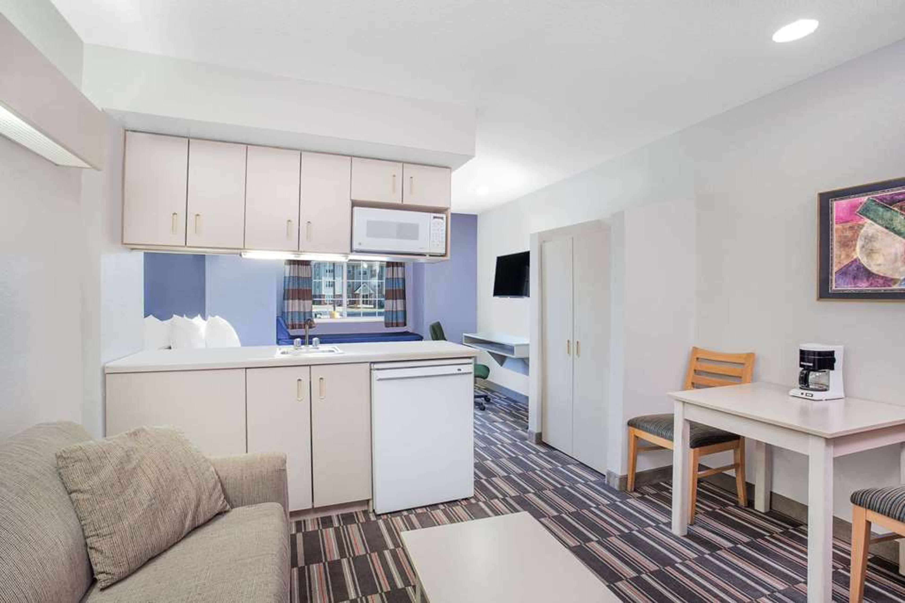 MICROTEL APPLETON