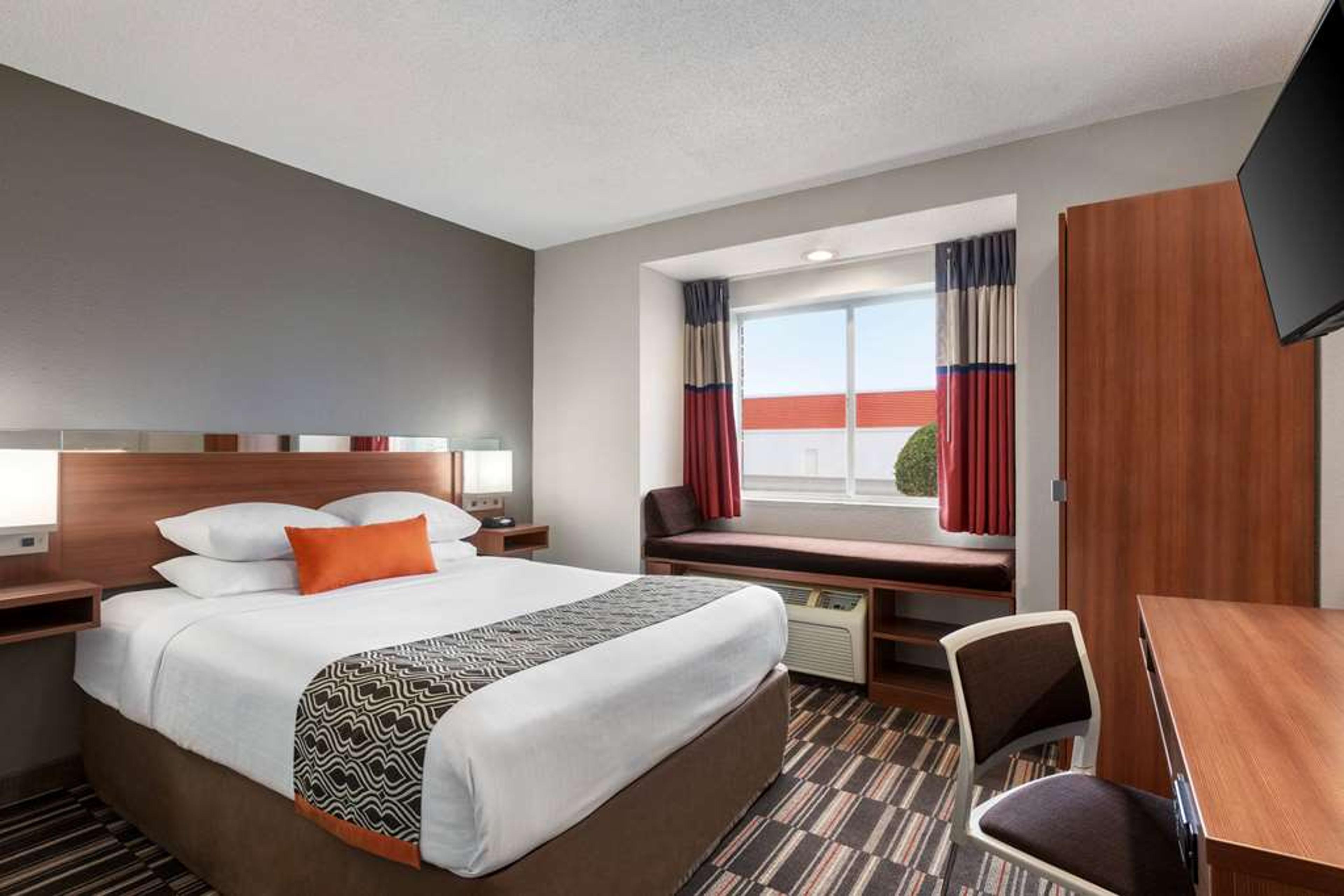 MICROTEL INN & SUITES BY WYNDHAM TI