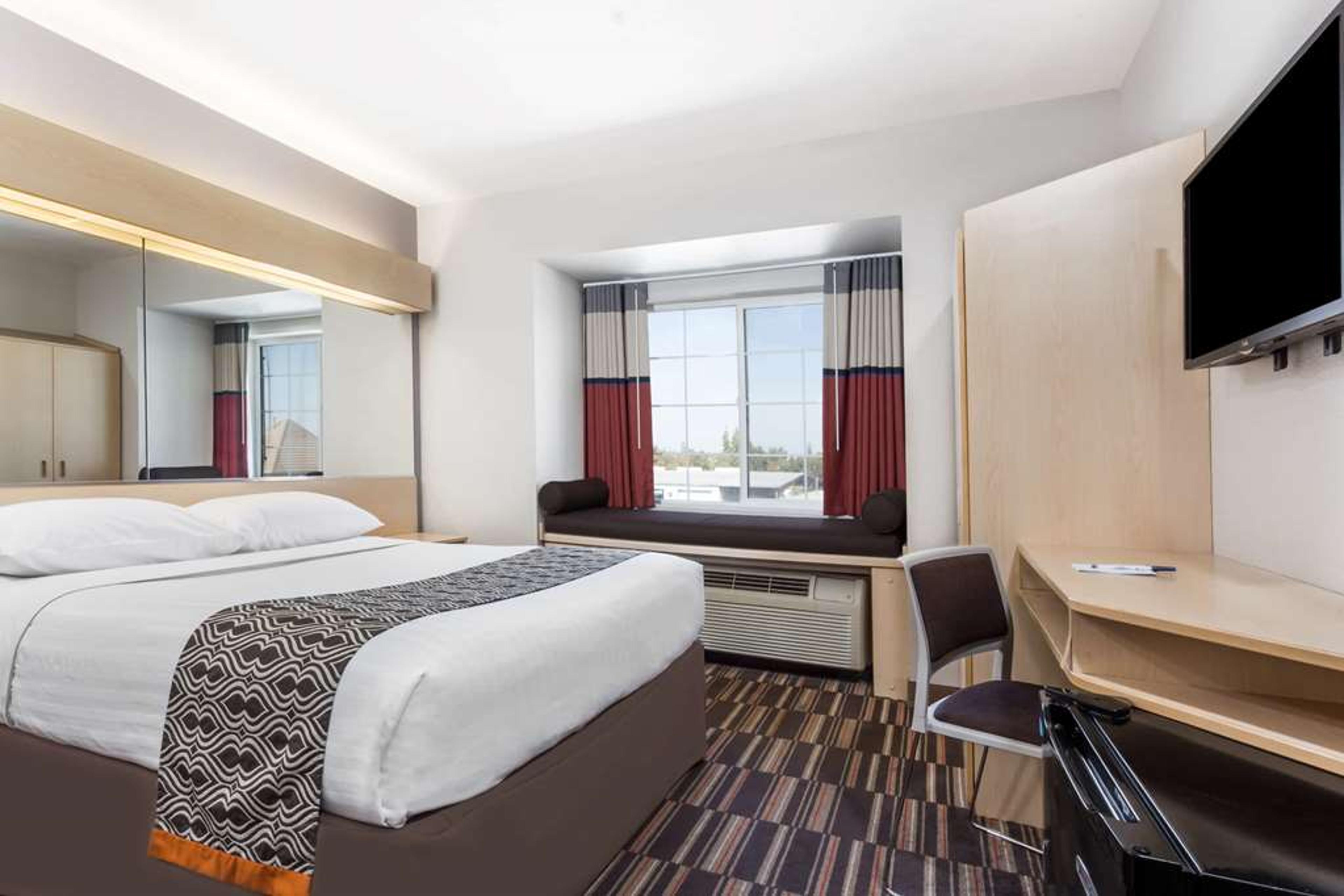 MICROTEL INN & SUITES BY WYNDHAM MO