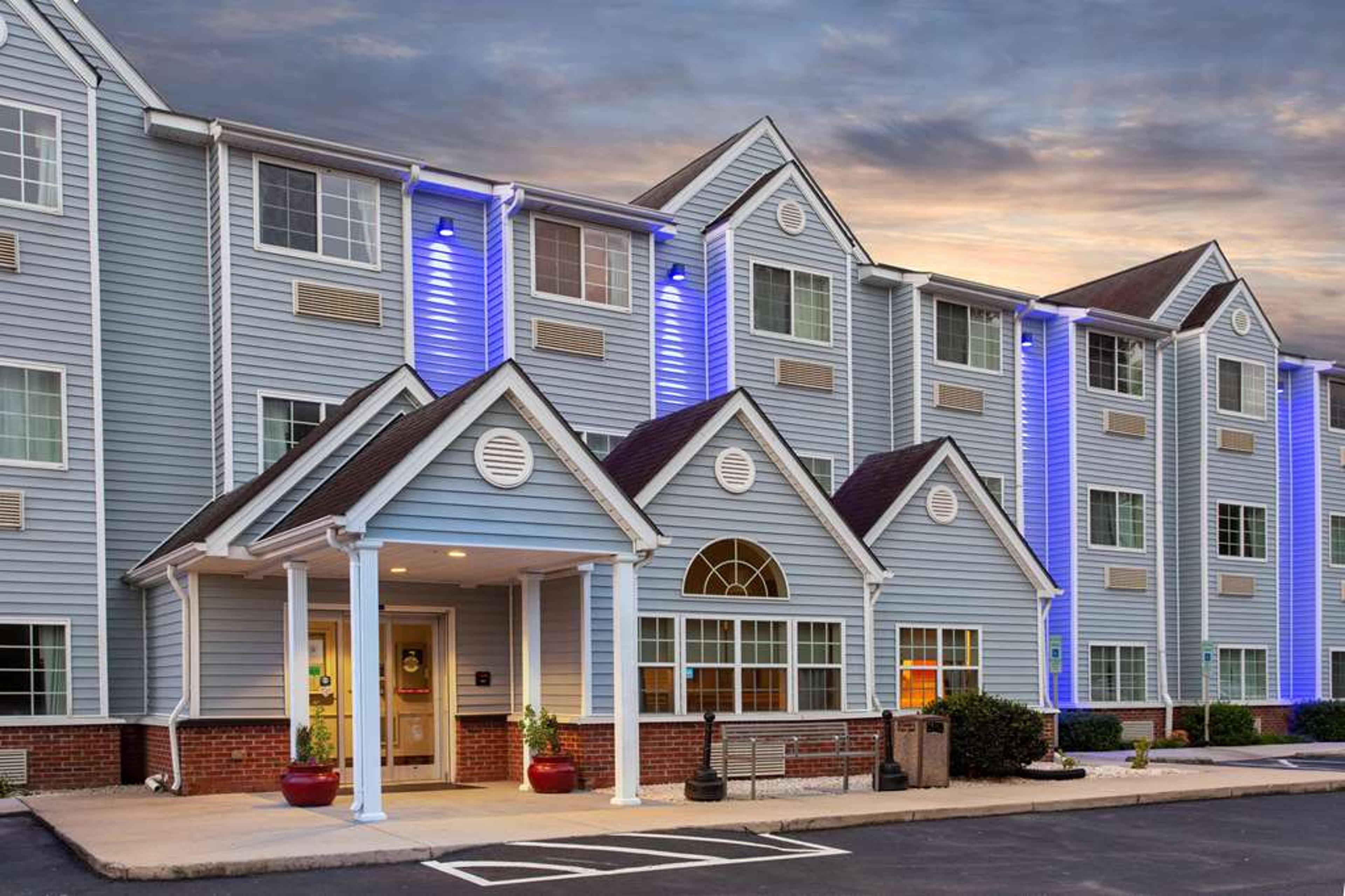 MICROTEL LILLINGTON