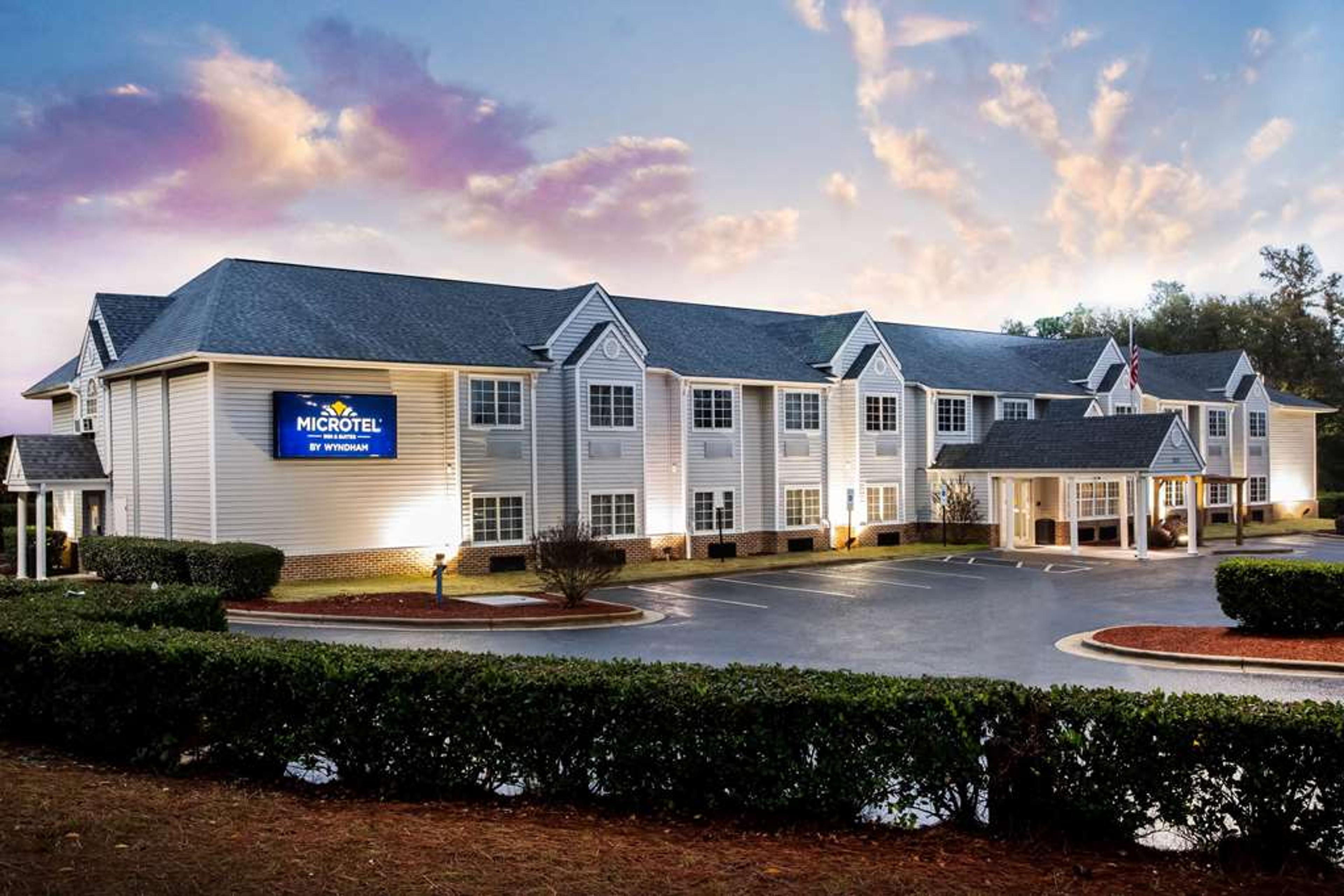 MICROTEL INNS & SUITES BY WYNDHAM S