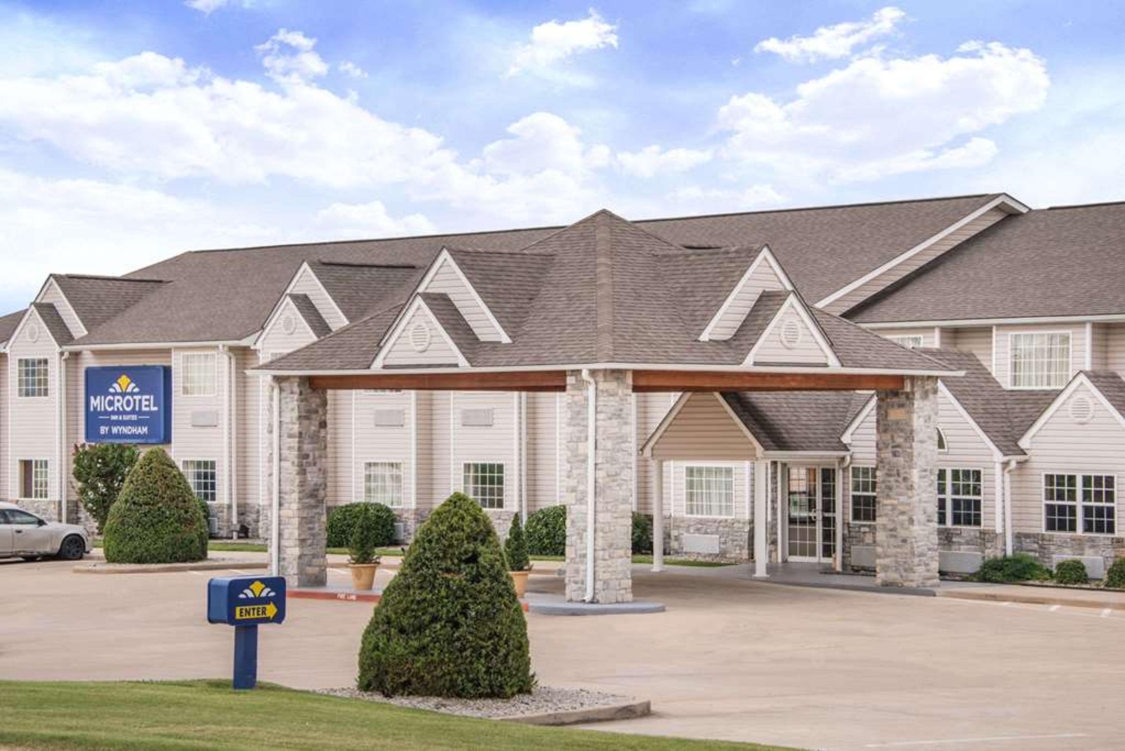 MICROTEL INN & SUITES BY WYNDHAM MI