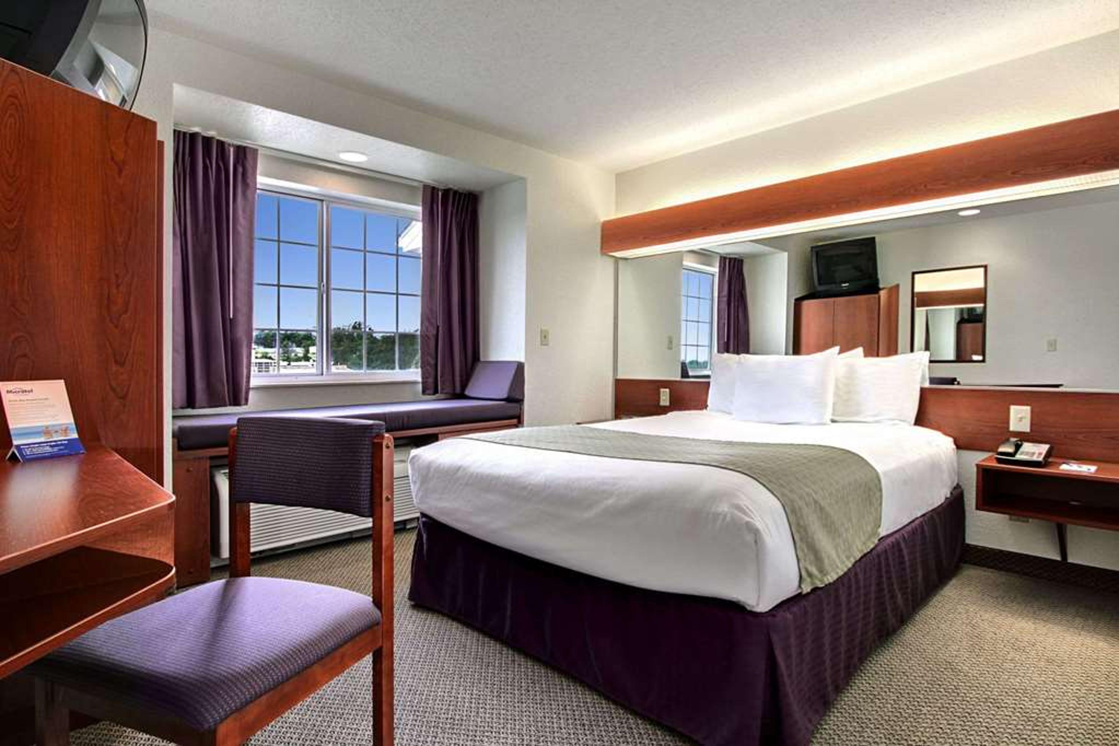 MICROTEL INN & SUITES BY WYNDH