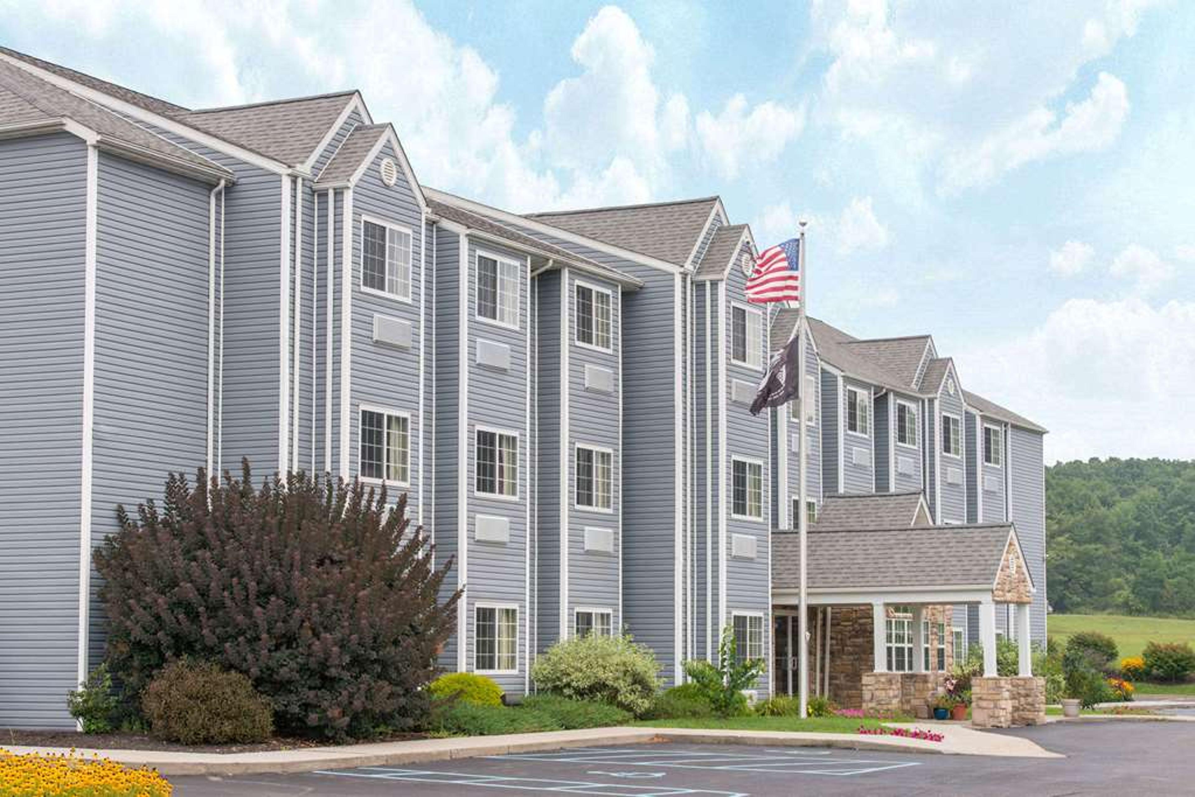 MICROTEL INN & SUITES BY WYNDH