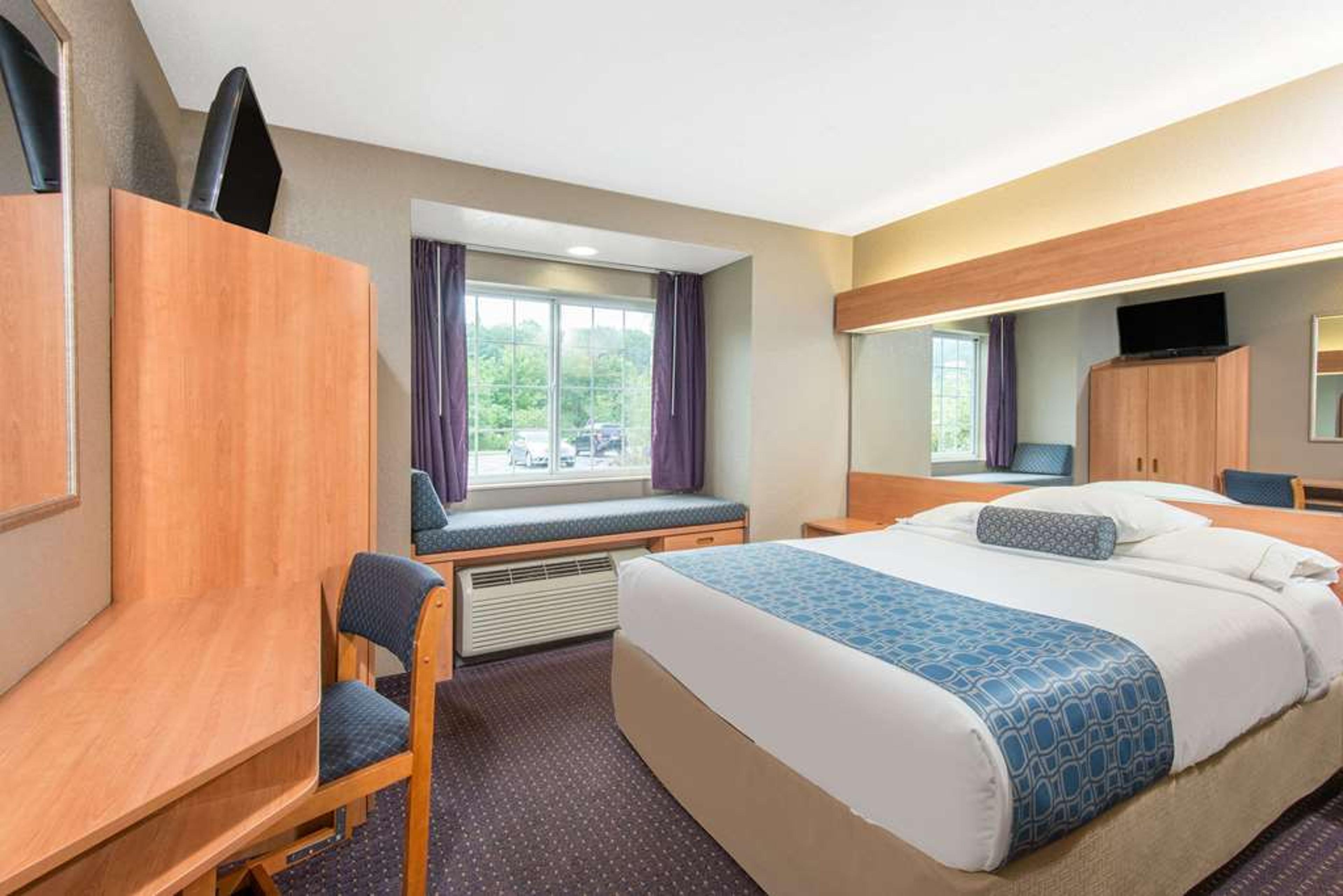 MICROTEL INN & SUITES BY WYNDH