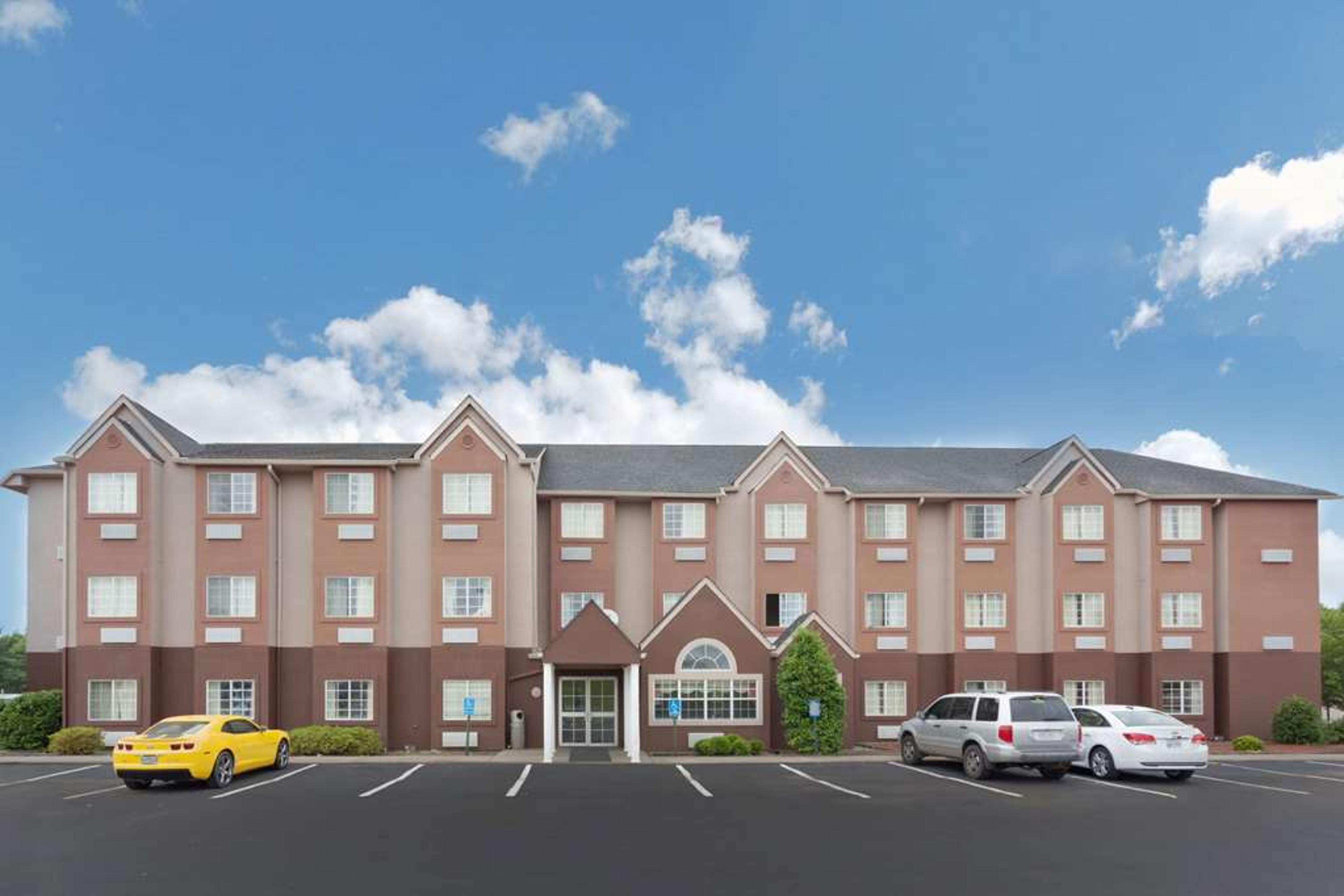 MICROTEL INN & SUITES BY WYNDHAM BR