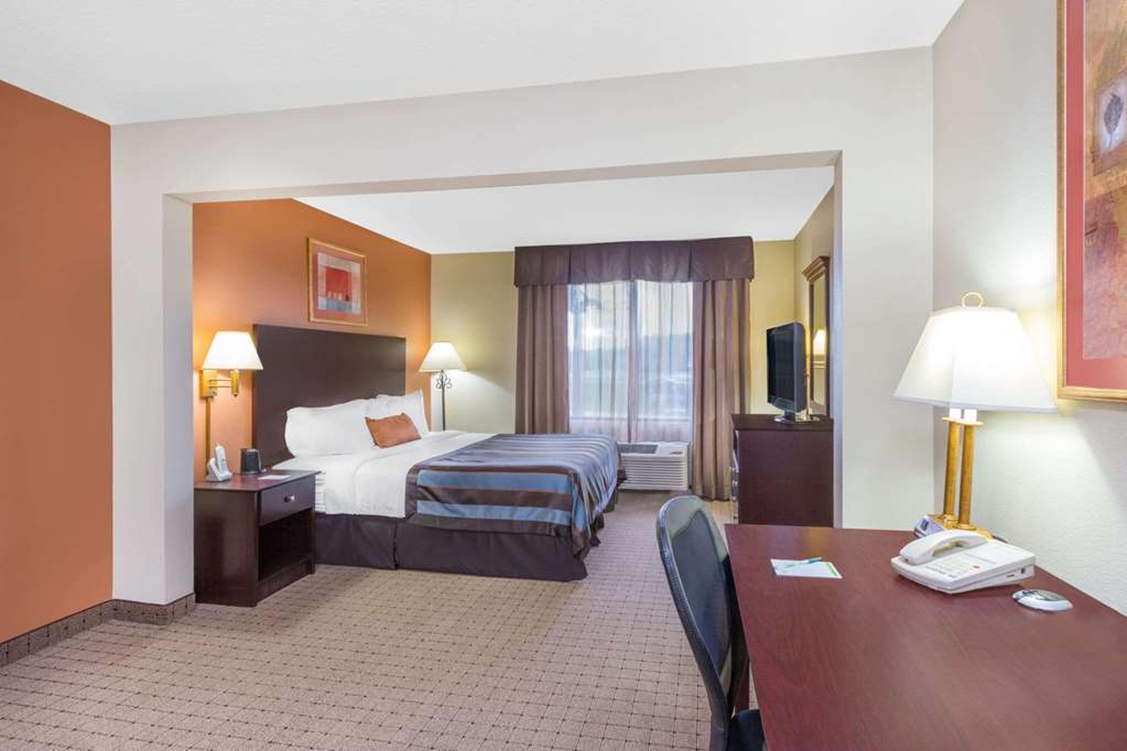 WINGATE BY WYNDHAM WEST MONROE