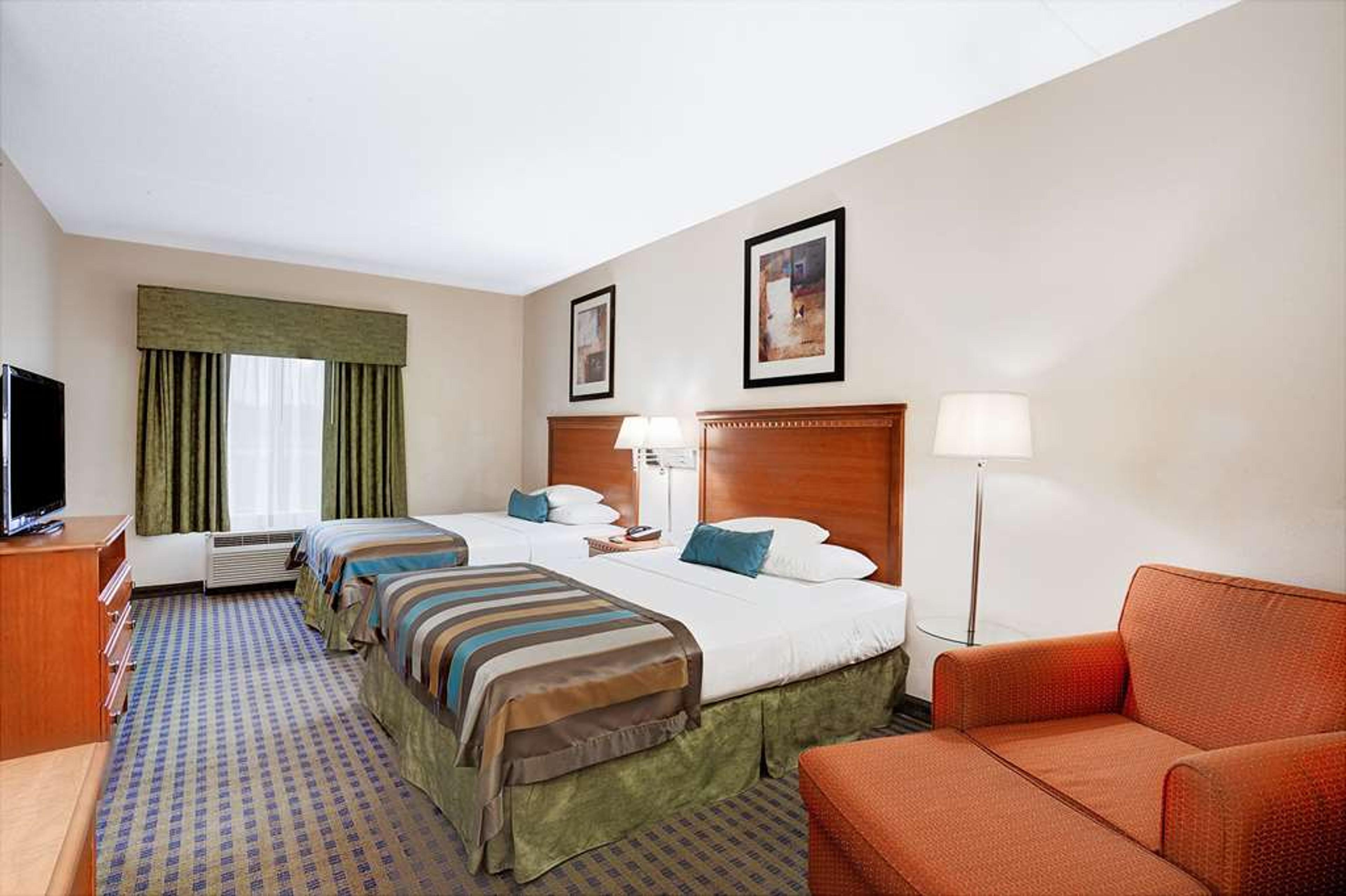 WINGATE BY WYNDHAM ATLANTA/FAIRBURN