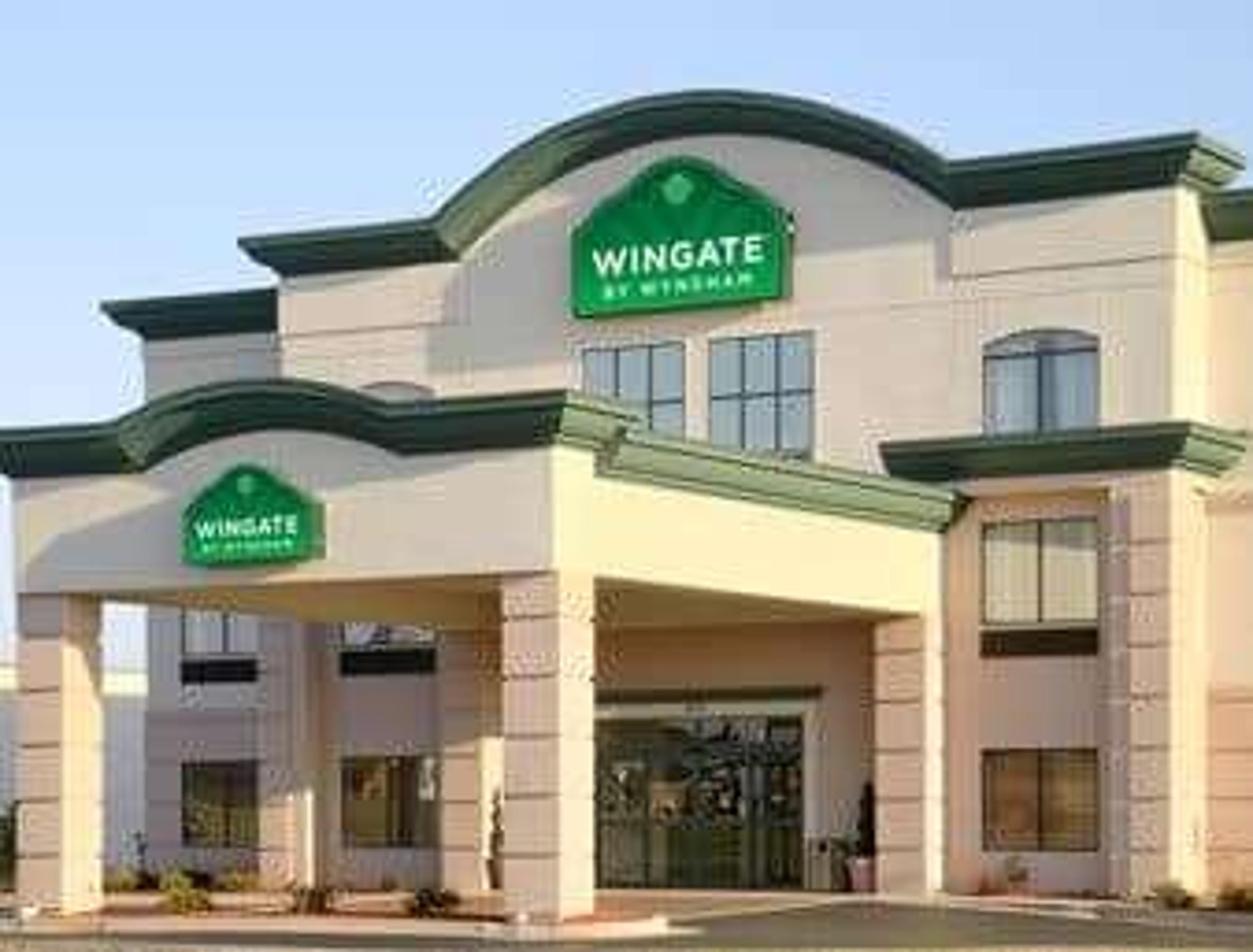 WINGATE BY WYNDHAM WARNER ROBI