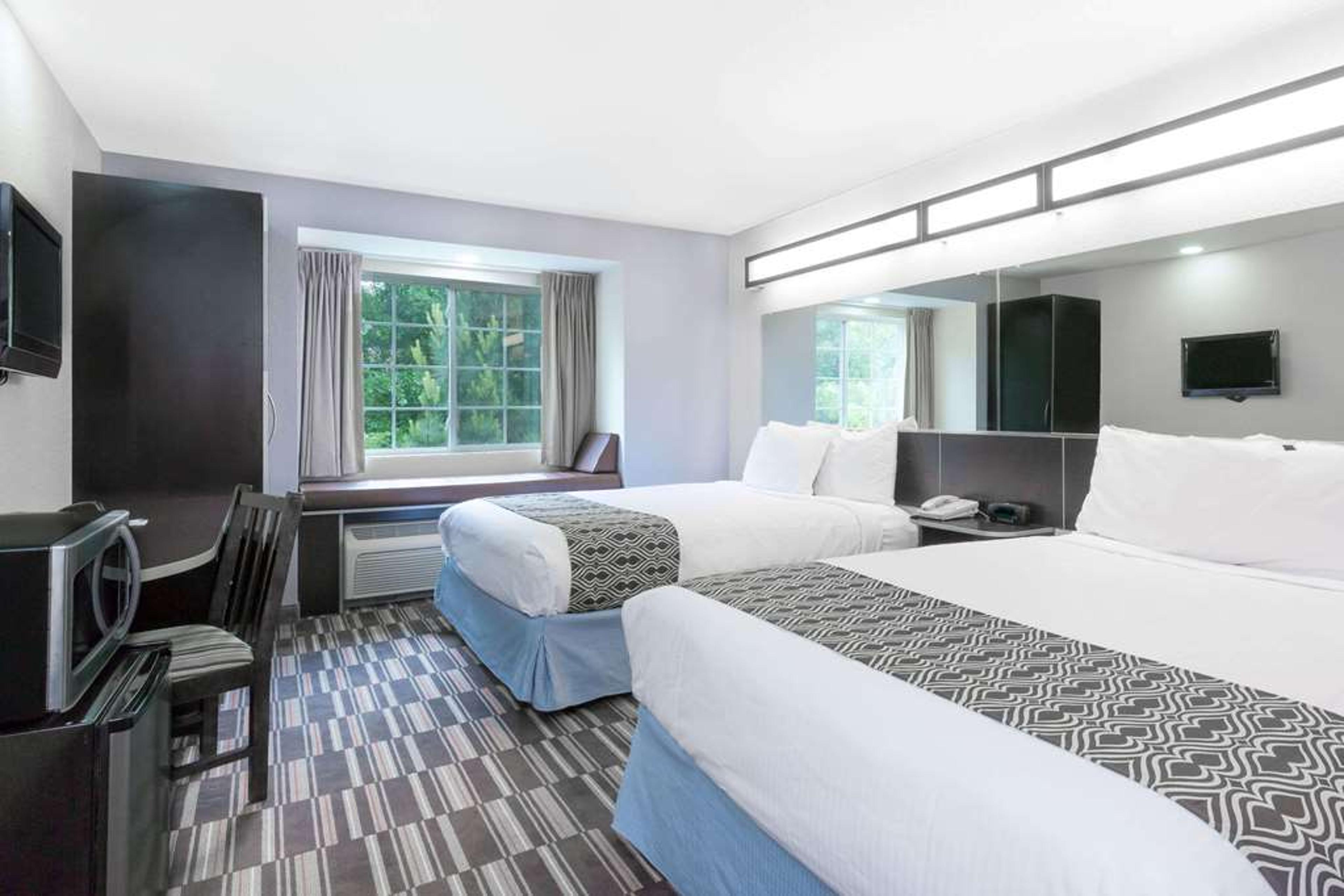 MICROTEL INN & SUITES BY WYNDHAM HO