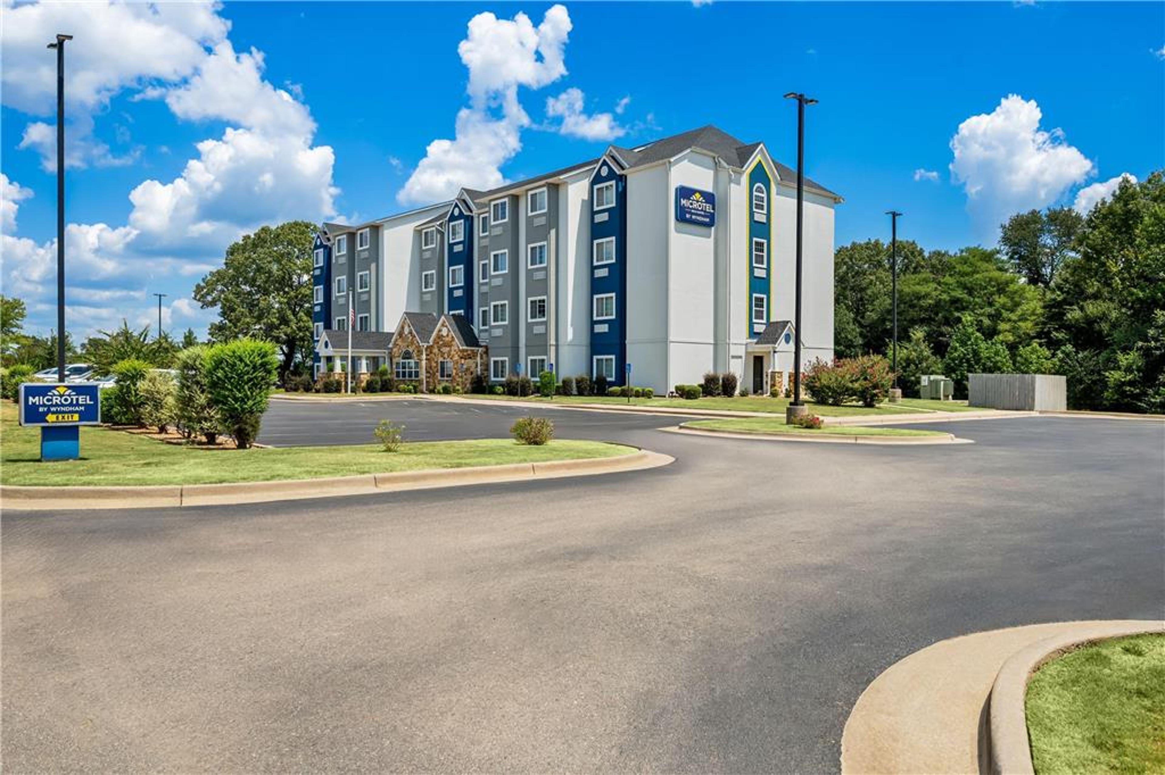 MICROTEL INN & SUITES BY WYNDHAM SE