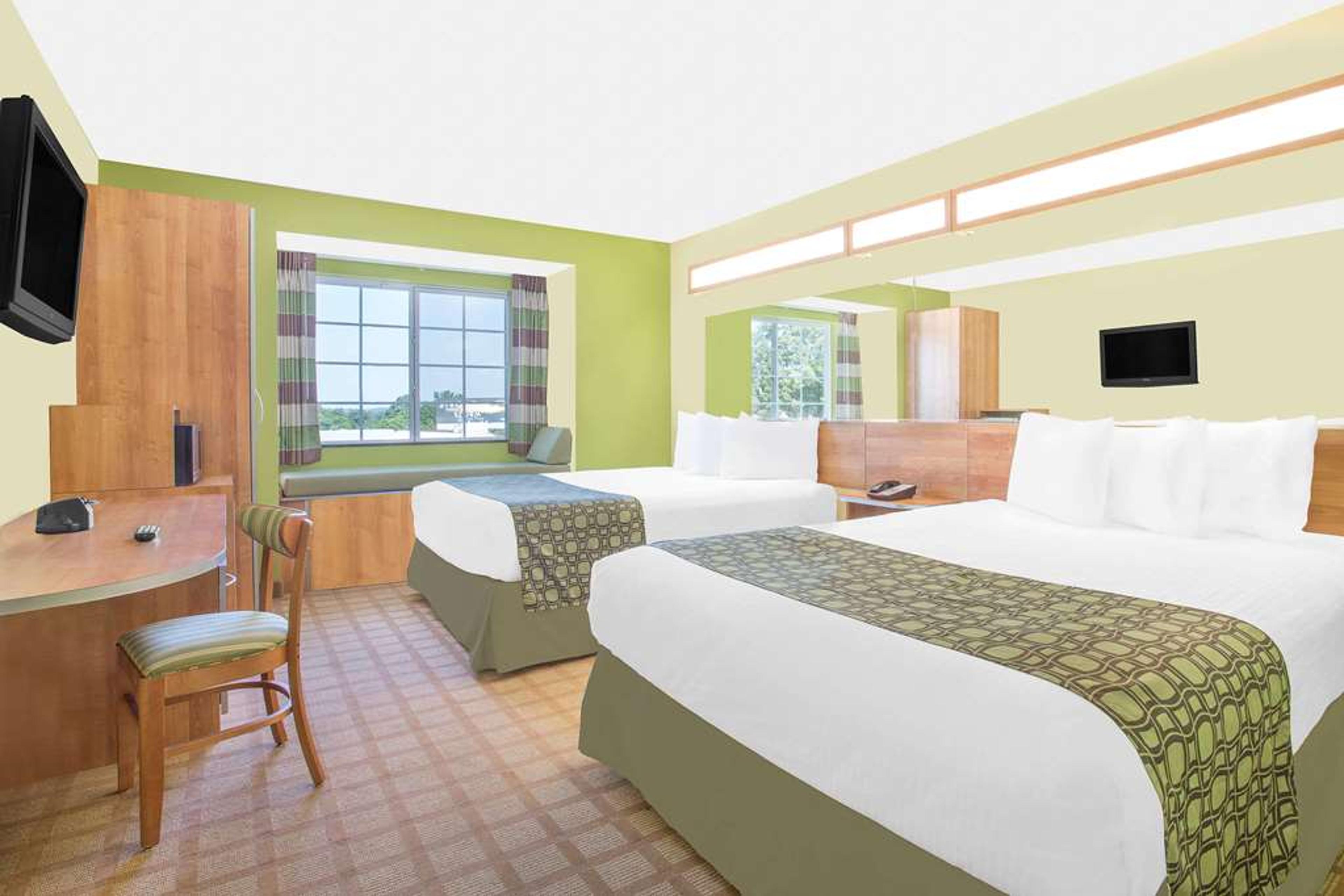 MICROTEL INN SUITES BY WYNDH