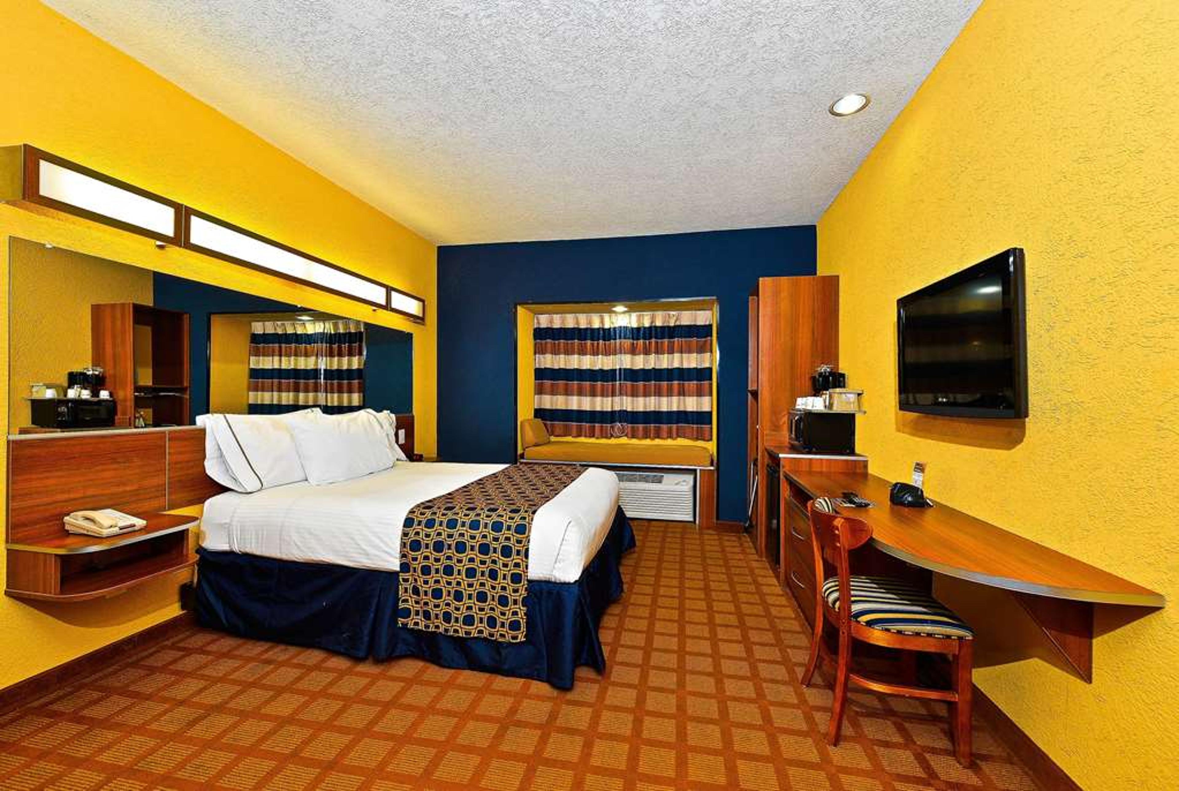 MICROTEL INN & SUITES BY WYNDHAM NE
