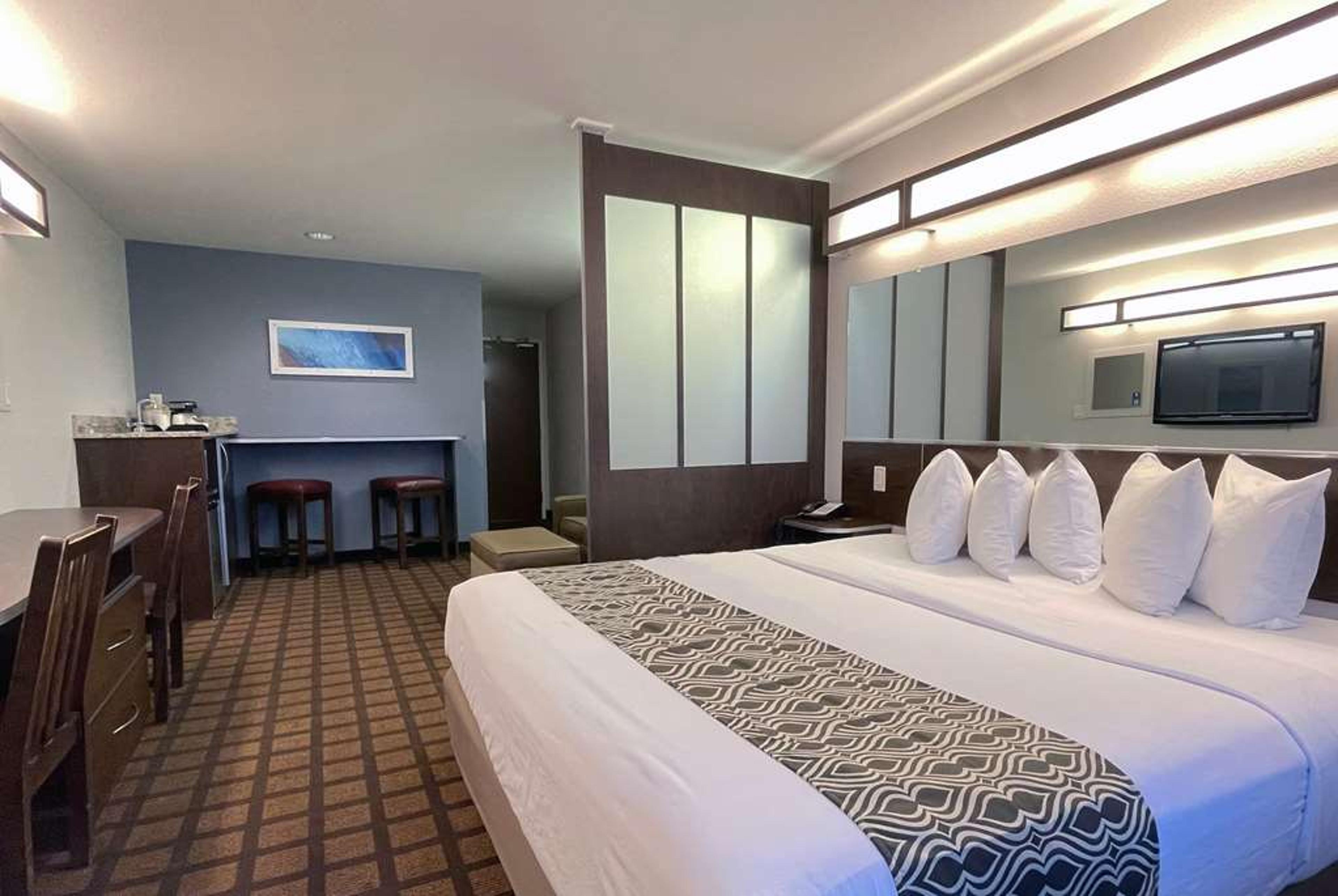 MICROTEL INN & SUITES BY WYNDH