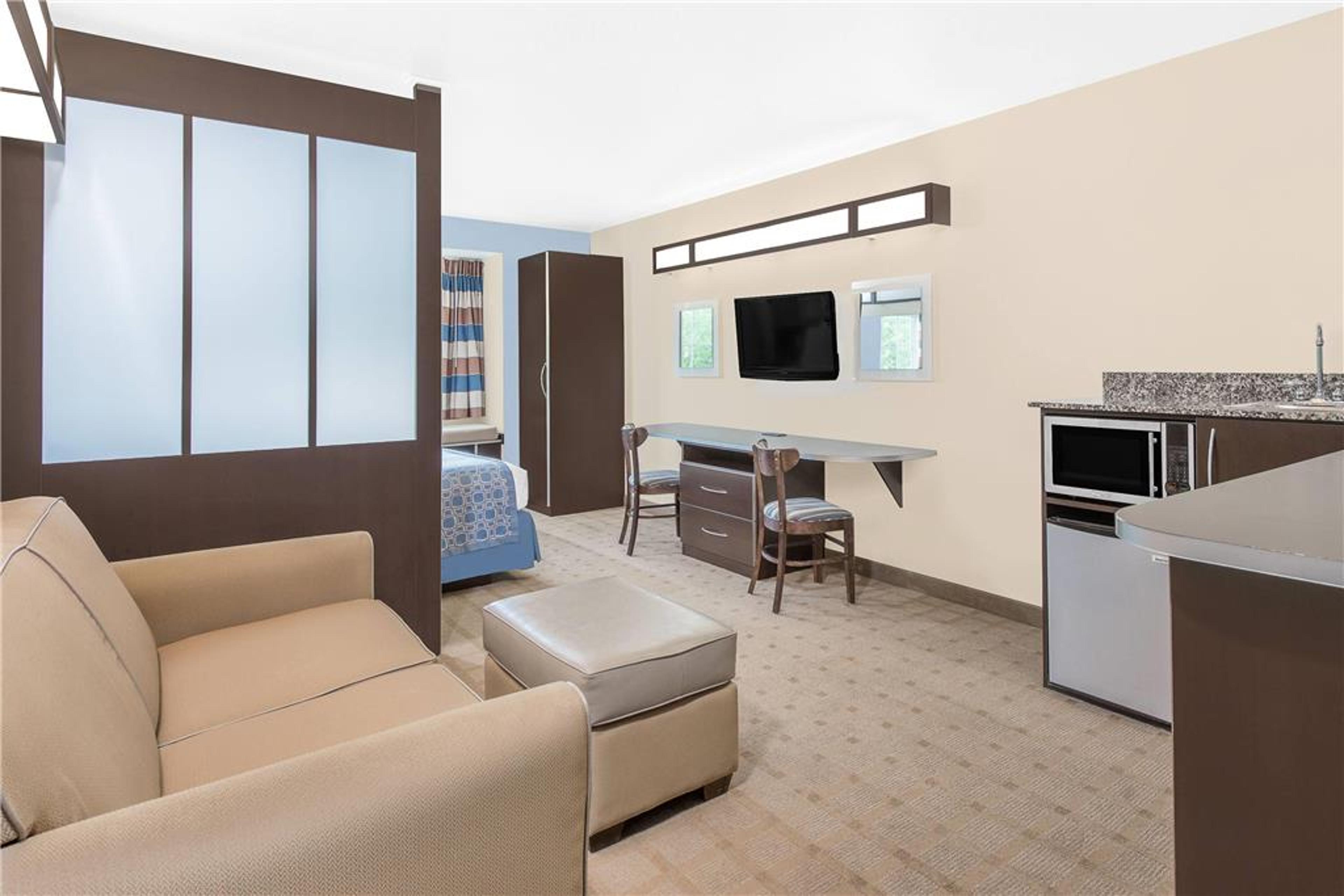 MICROTEL INN AND SUITES WAYNES