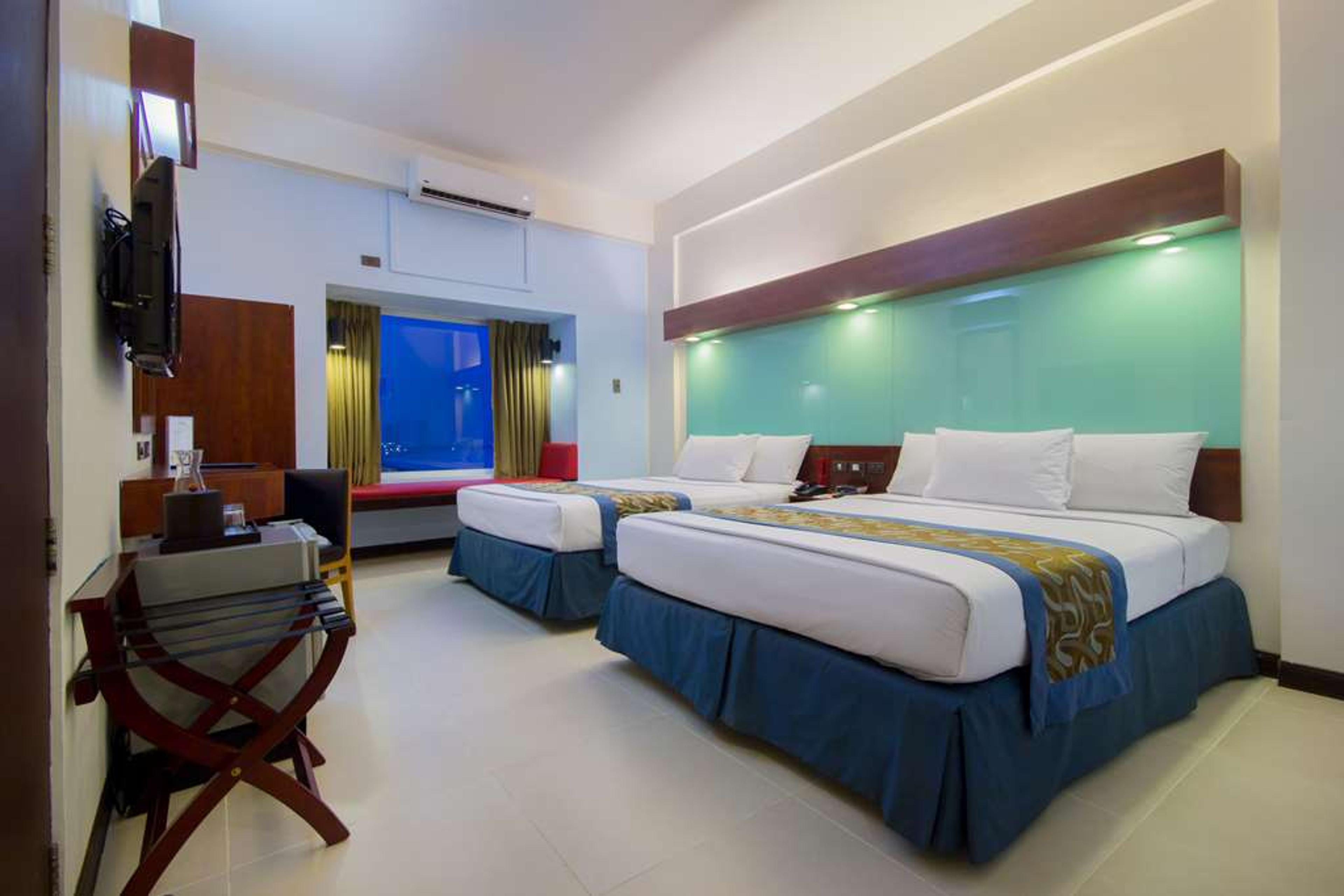 MICROTEL MANILA - MALL OF ASIA