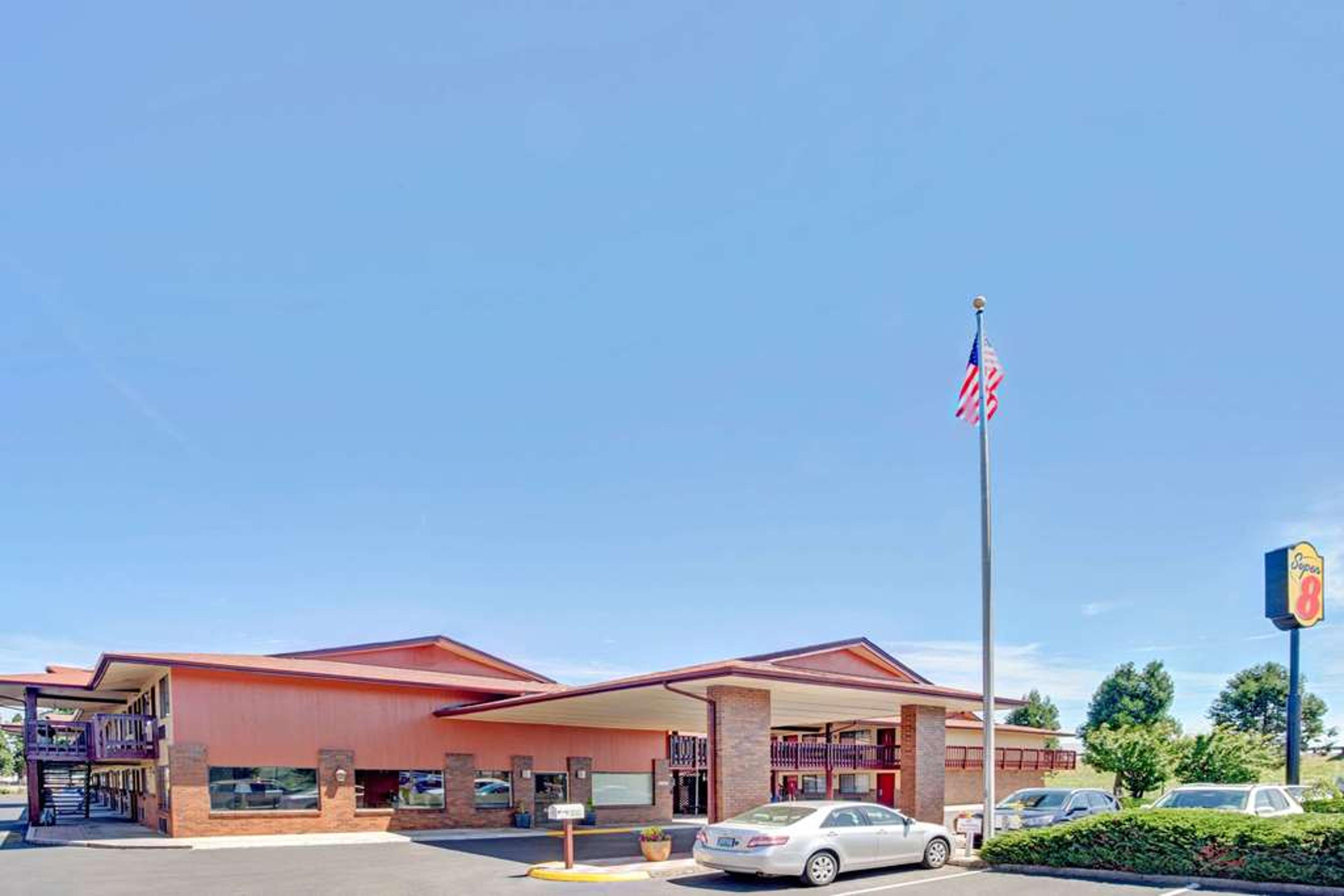 SUPER 8 BY WYNDHAM ALBANY