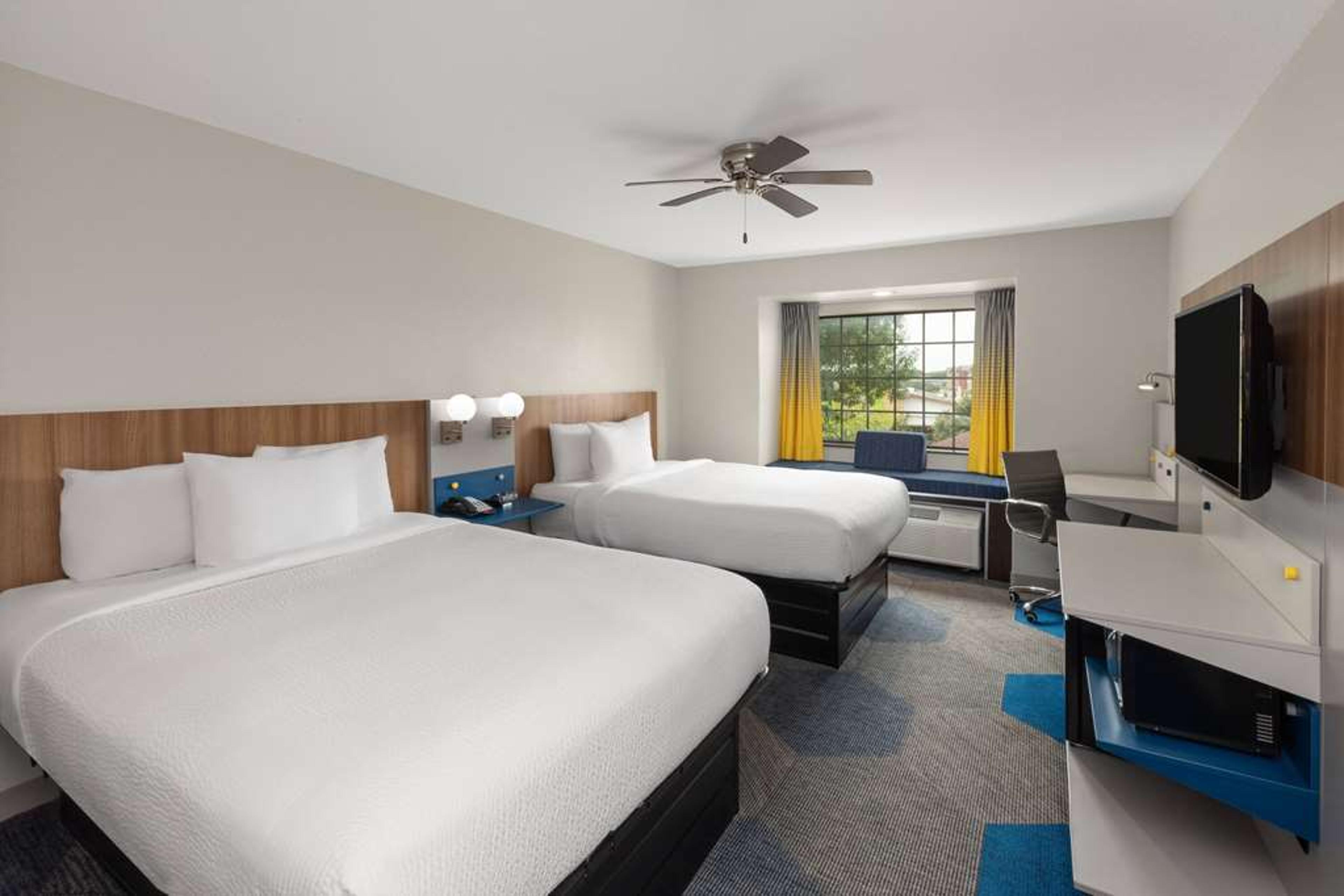 MICROTEL INN & SUITES BY WYNDHAM BU