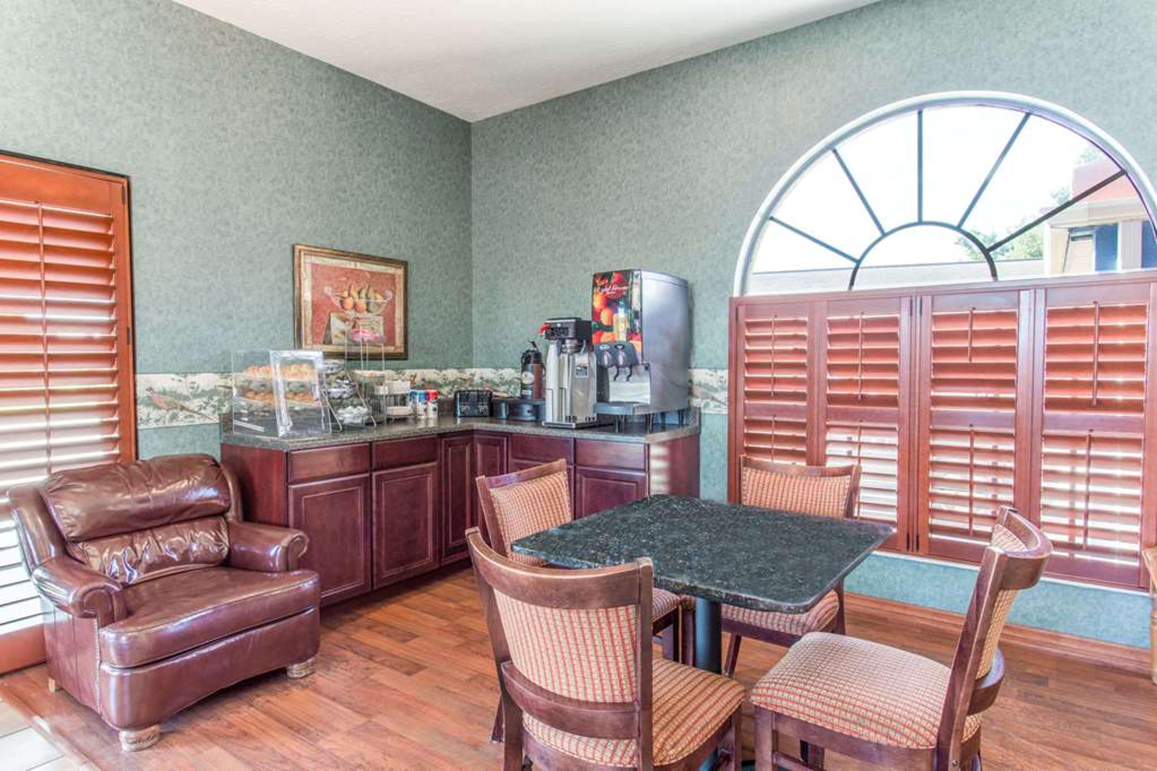 Hotel Photo 4