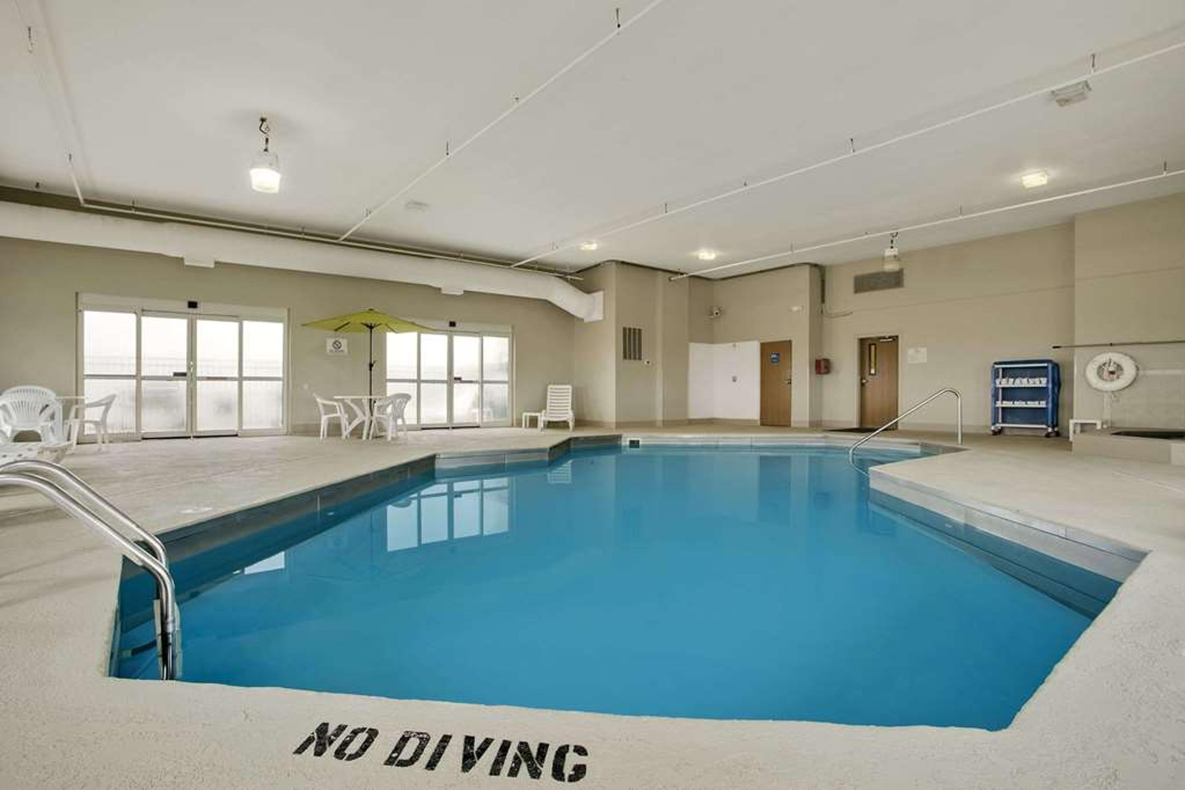 BAYMONT INN AND SUITES HAUBSTA